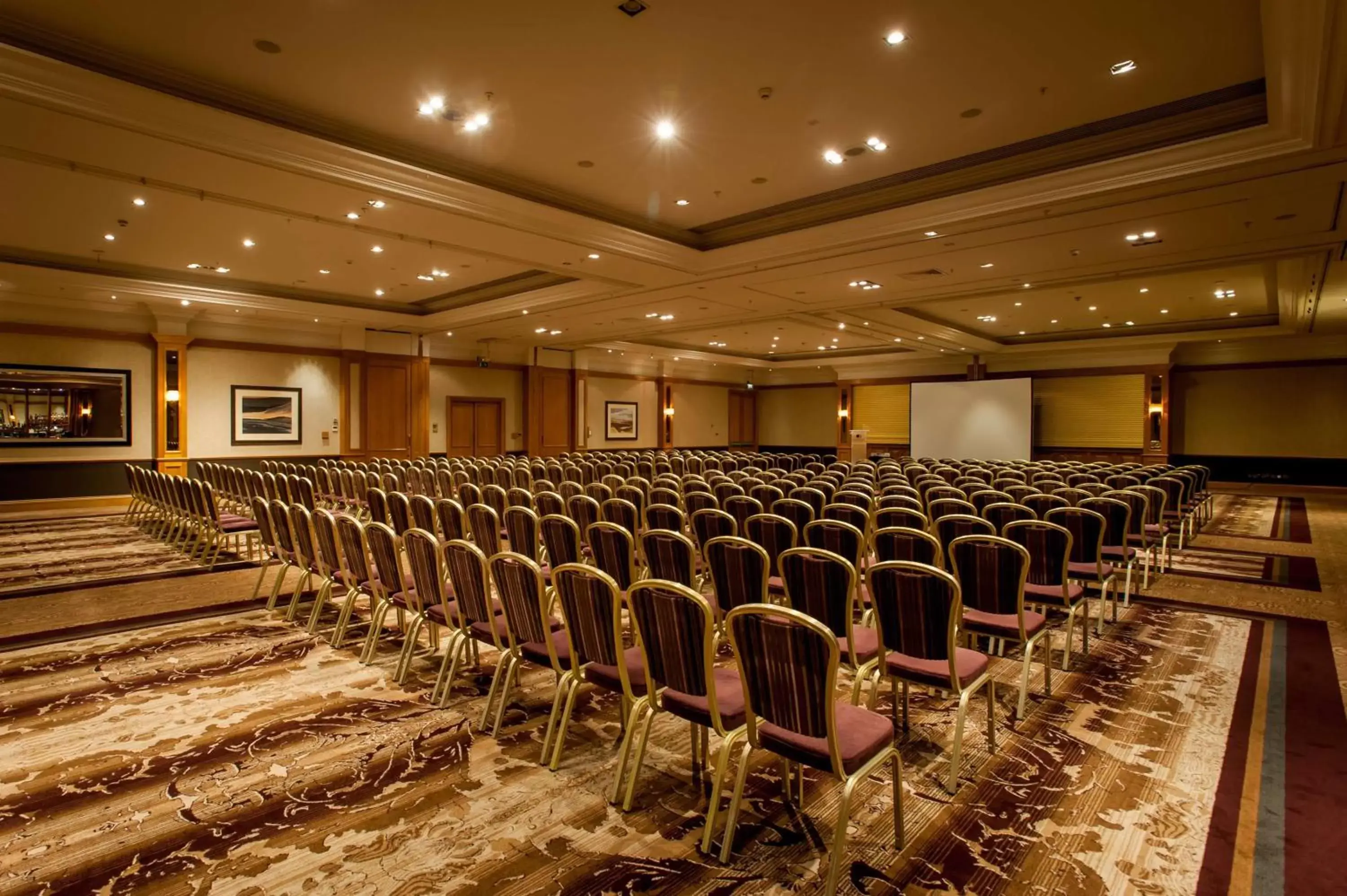 Meeting/conference room in DoubleTree by Hilton Dunblane Hydro Hotel