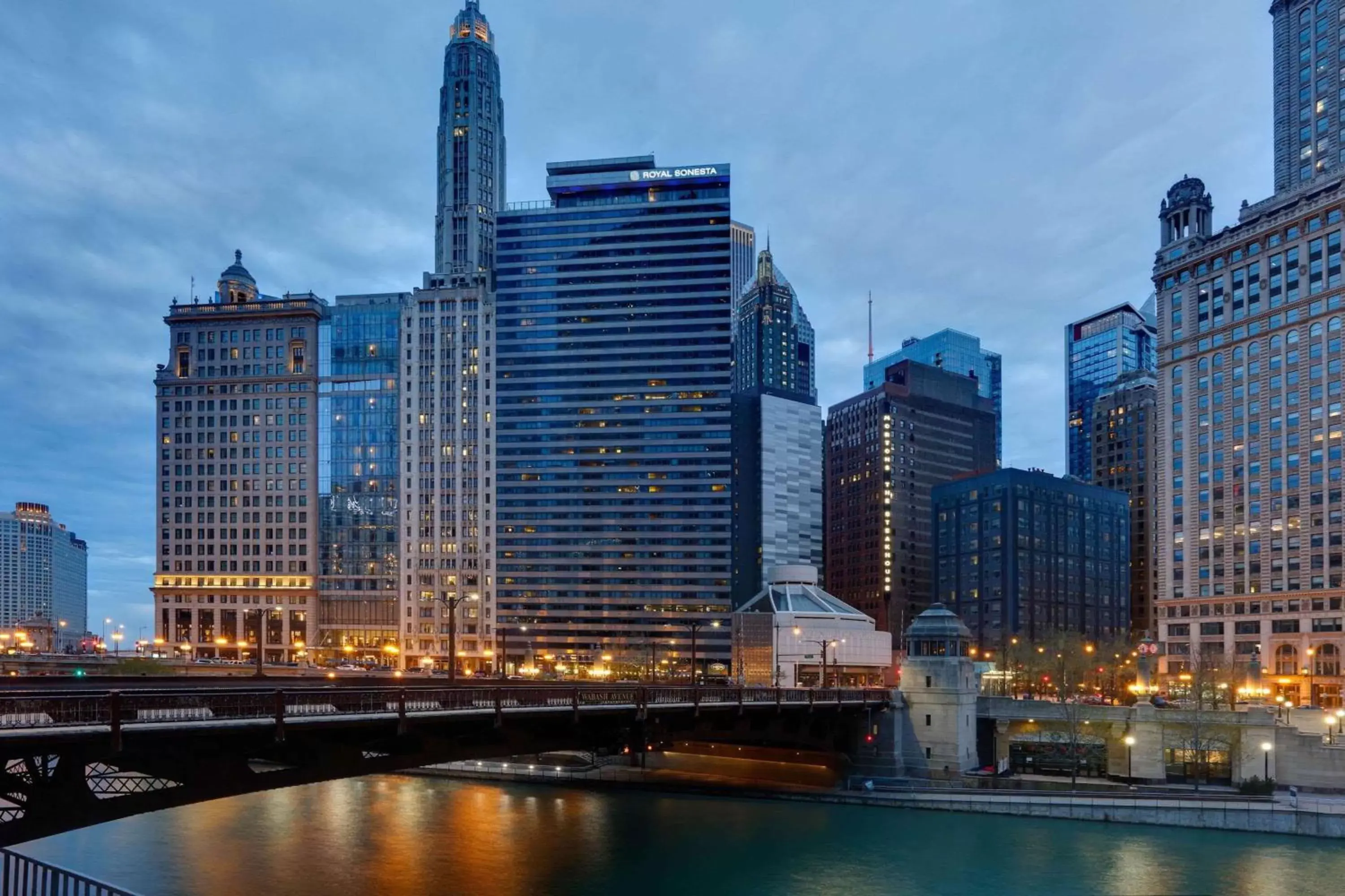 Property building in The Royal Sonesta Chicago Downtown