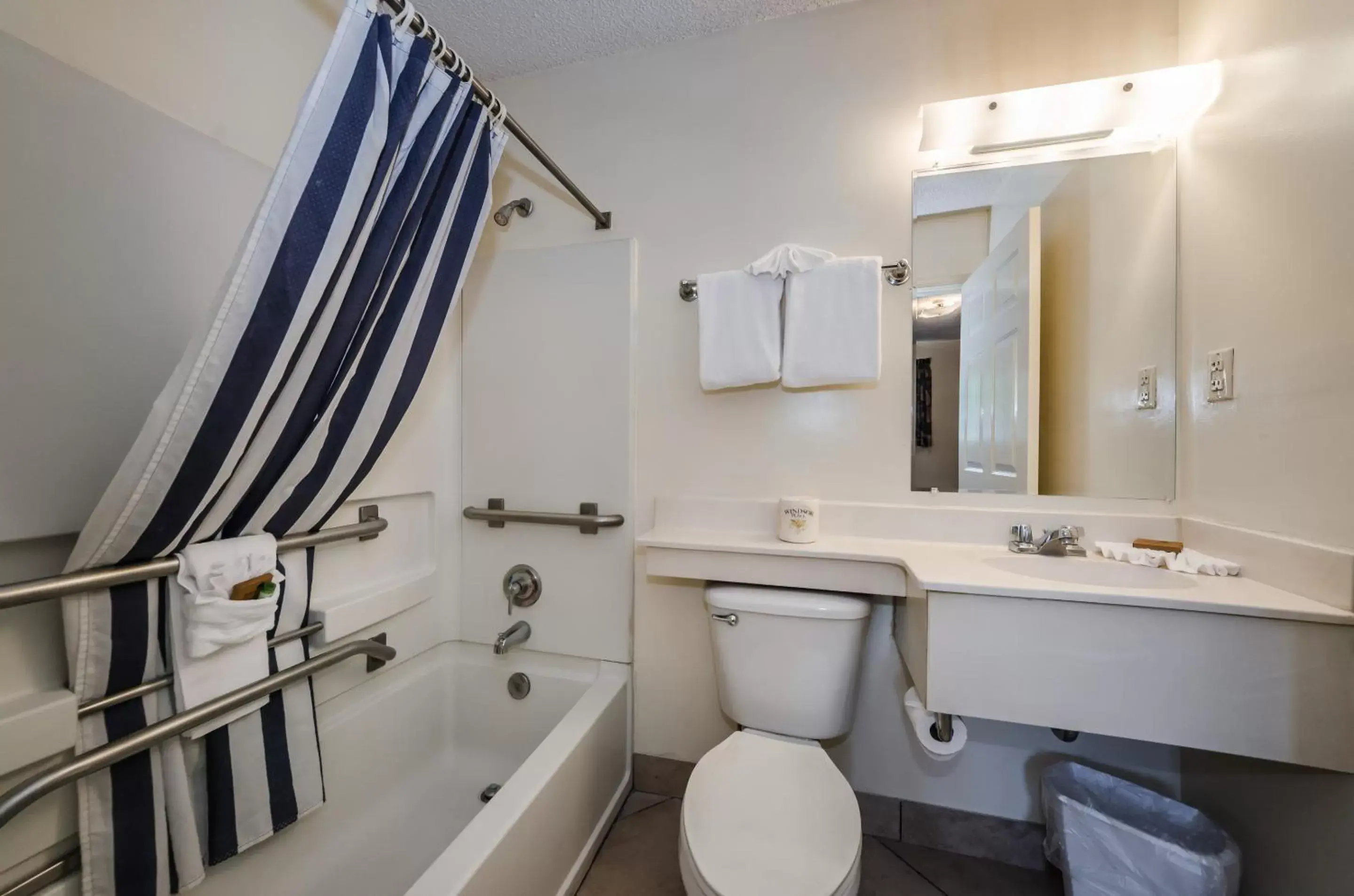 Bathroom in Tampa Bay Extended Stay Hotel