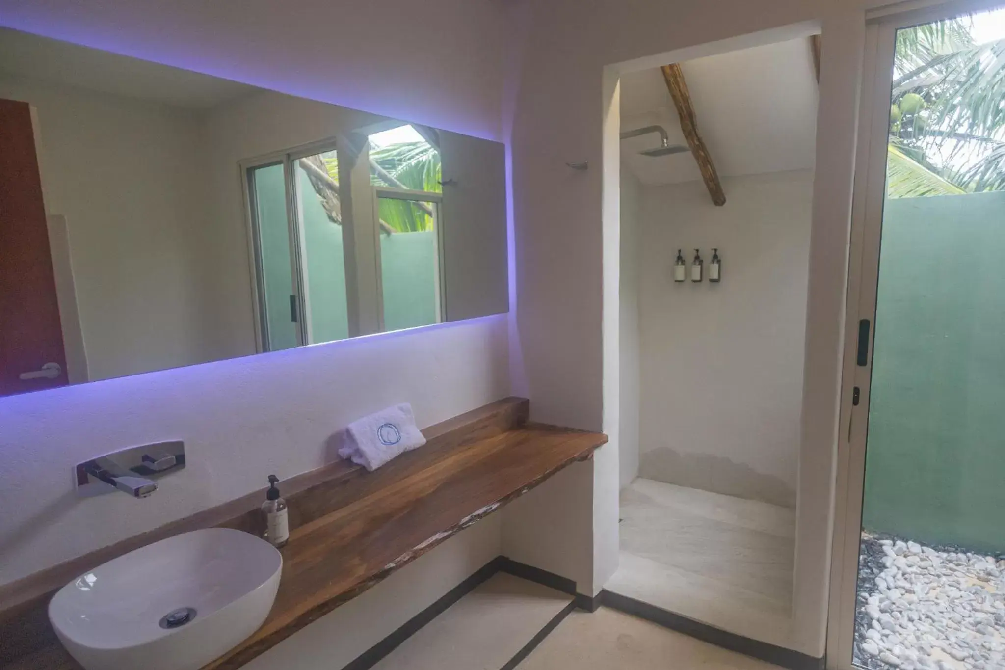 Bathroom in Hotel Circulo Bacalar