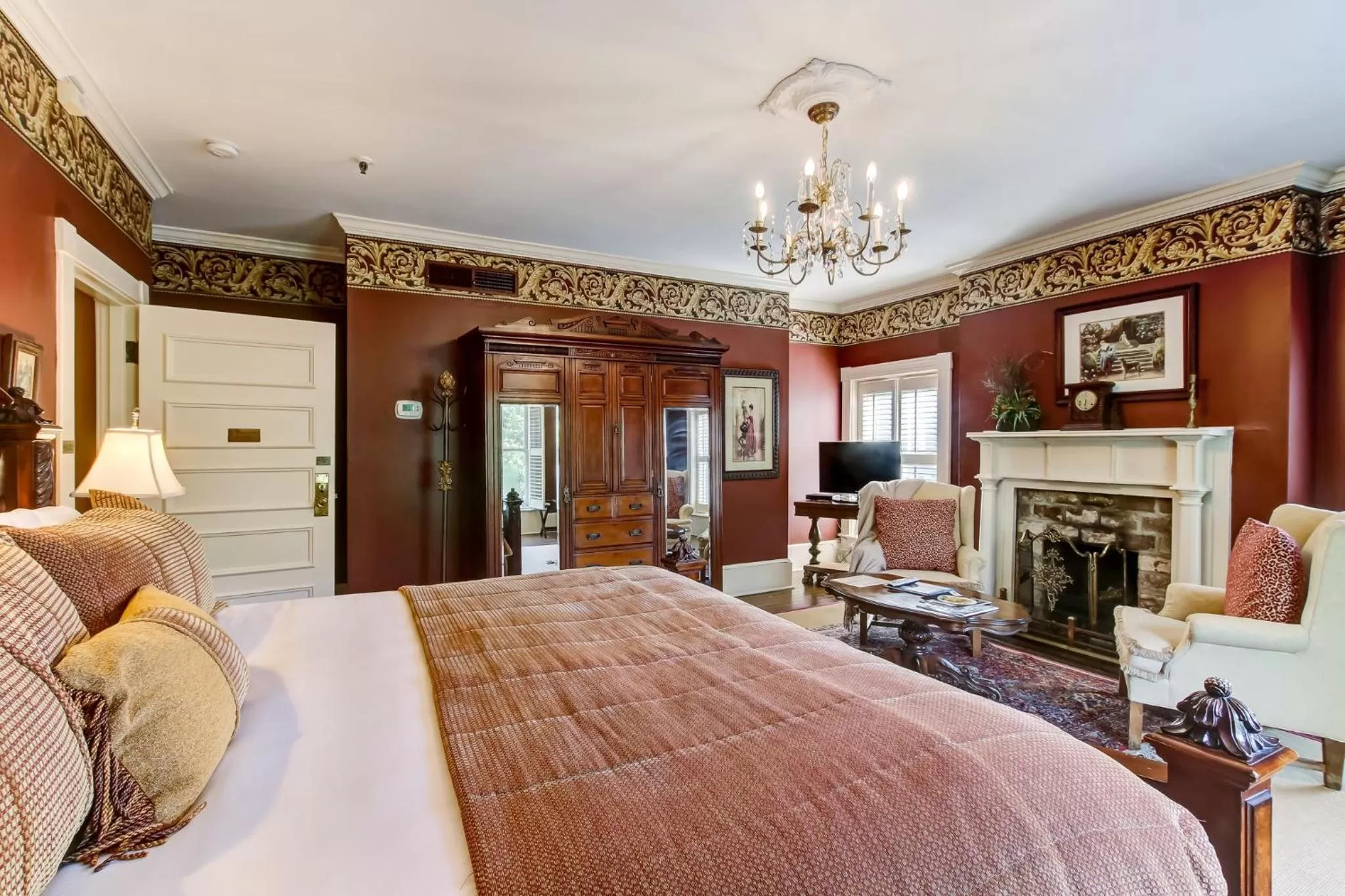 Photo of the whole room in Ballastone Inn