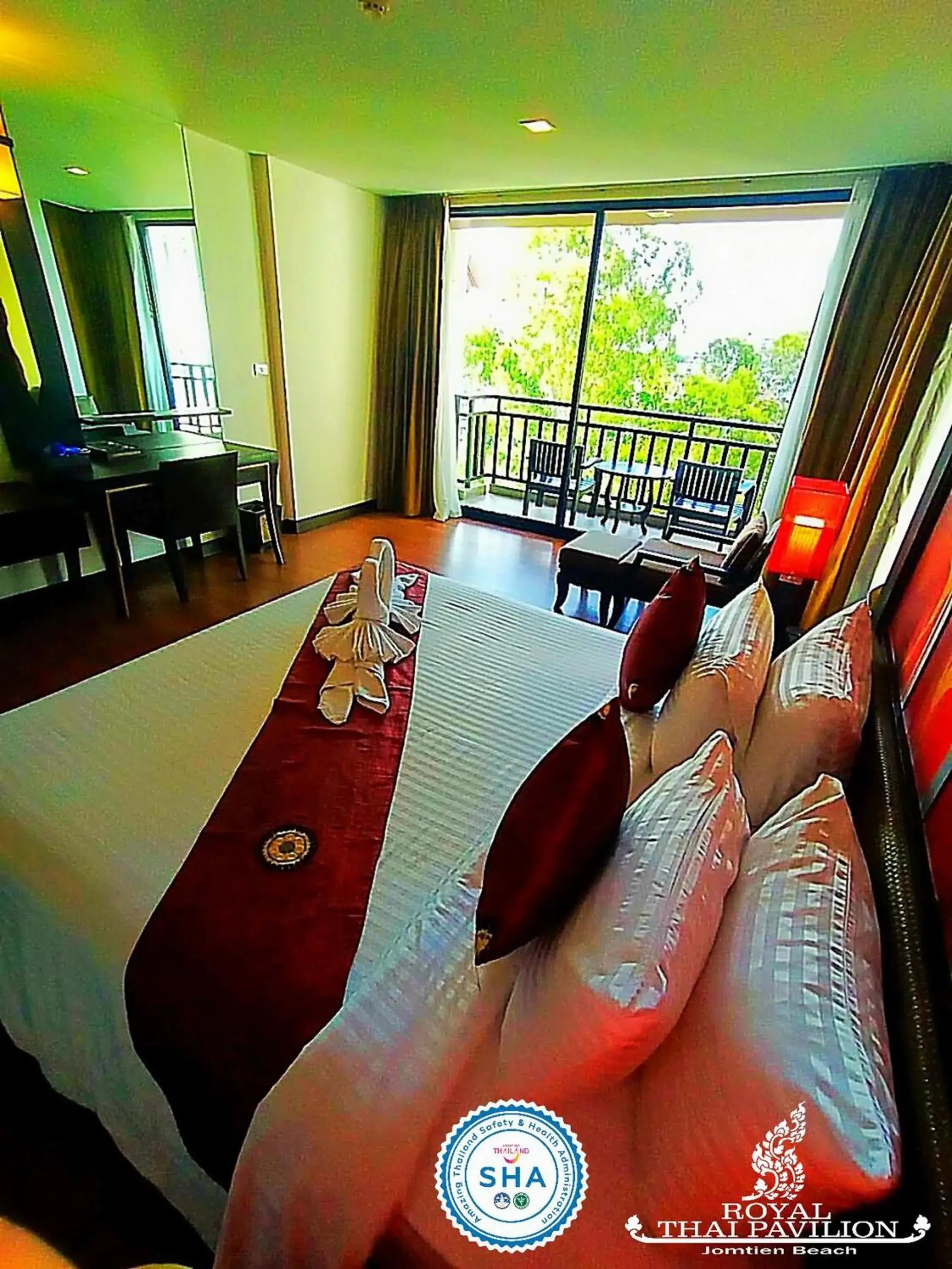 Bedroom in Royal Thai Pavilion Hotel