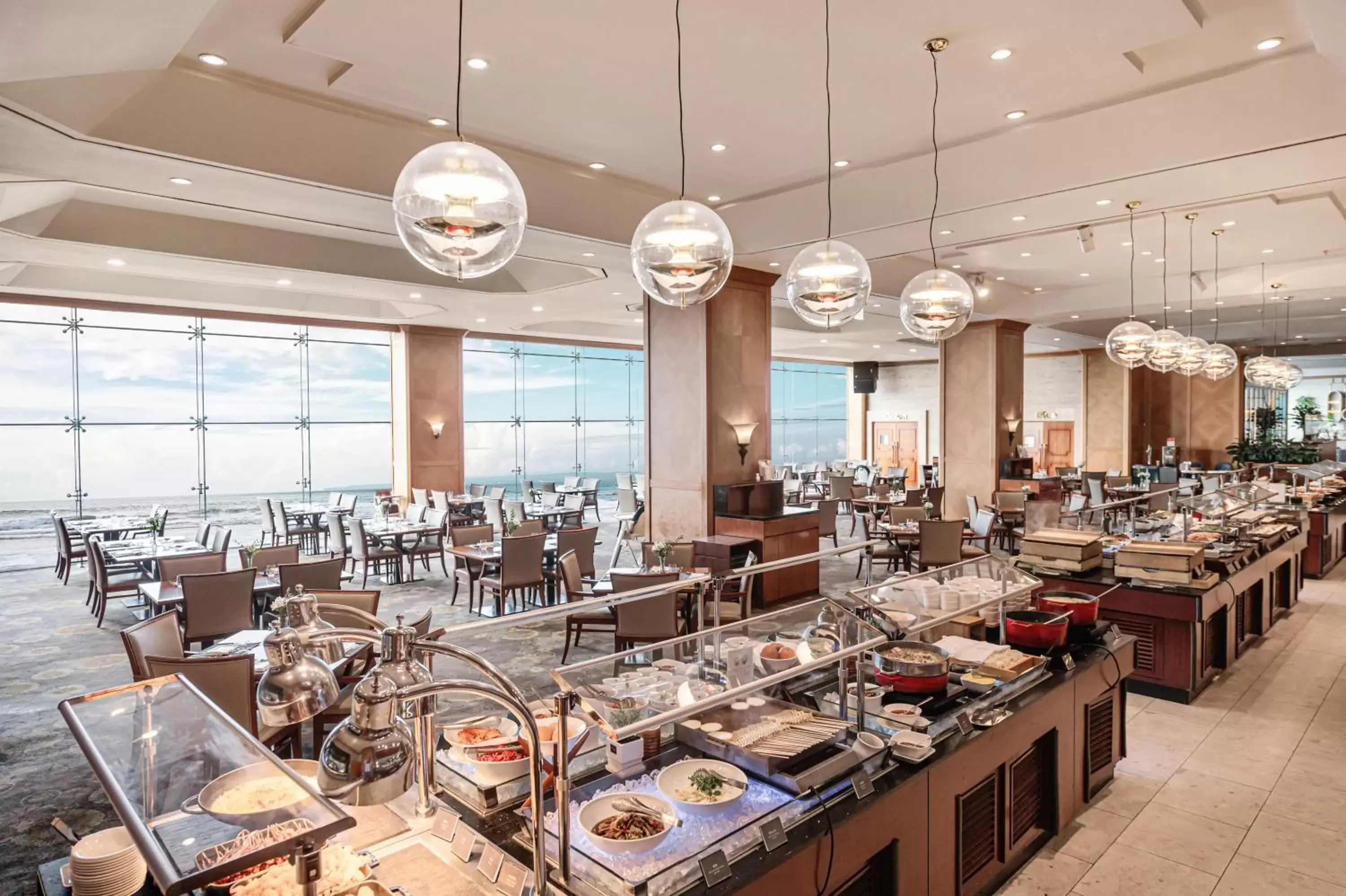 Restaurant/places to eat in Ramada Plaza by Wyndham Jeju Ocean Front Restaurant/places to eat in Ramada Plaza by Wyndham Jeju Ocean Front