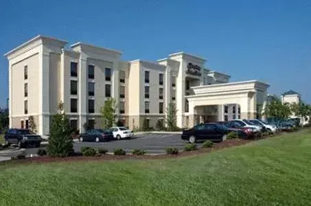 Nearby landmark, Property Building in Hampton Inn & Suites Wilson I-95