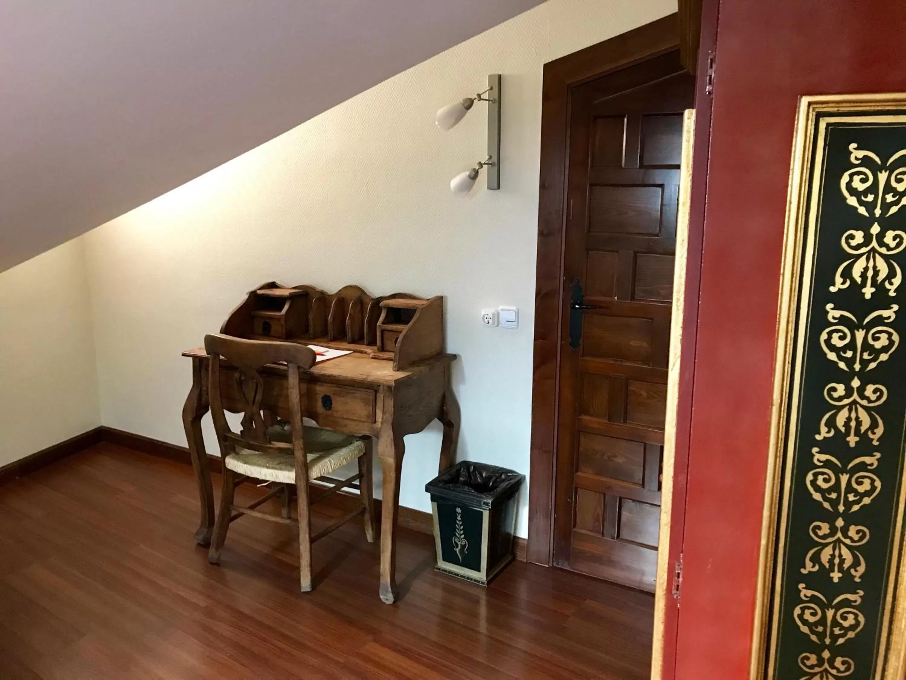 Decorative detail in Hotel Microtel Placentinos