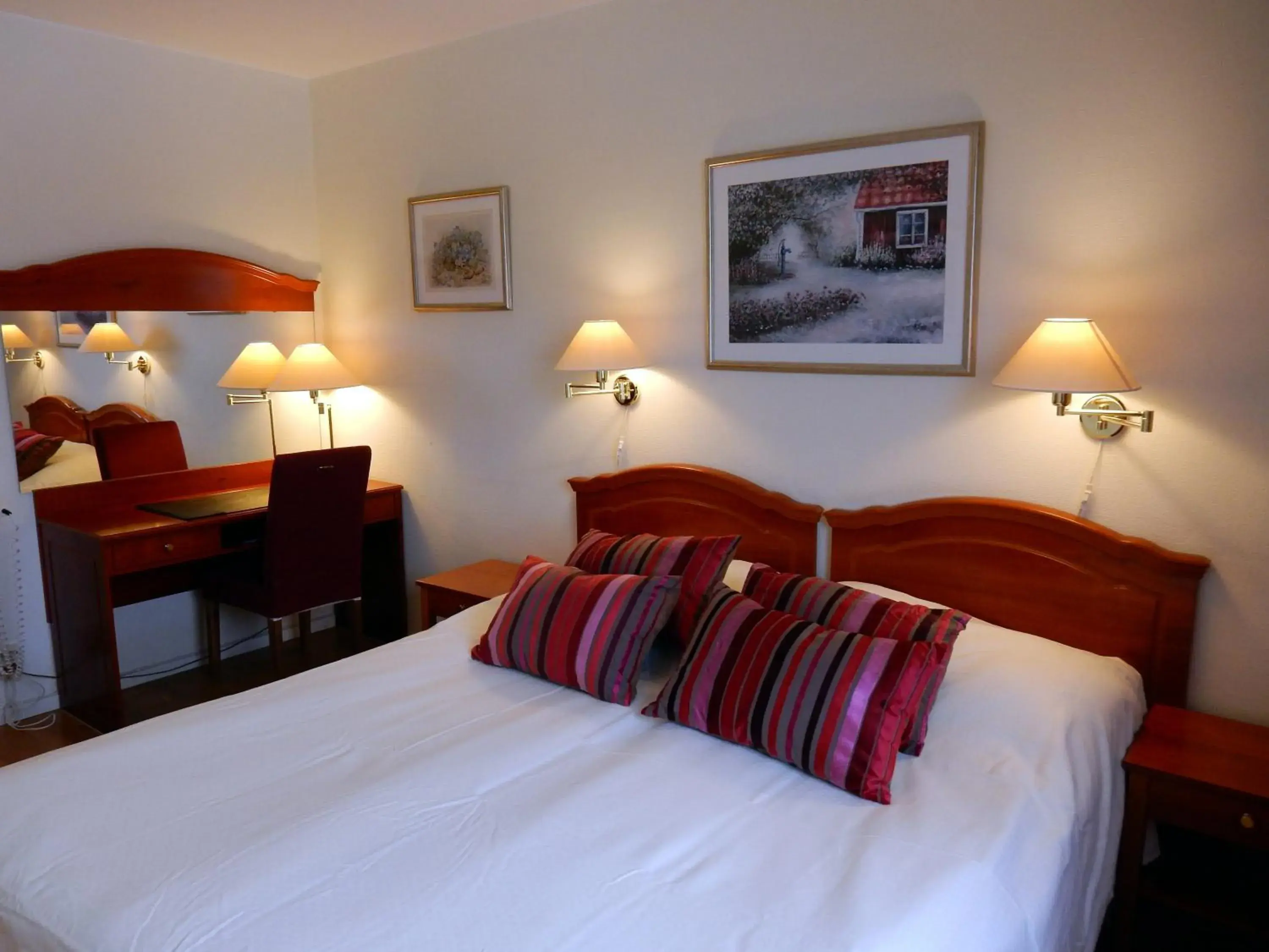 Double or Twin Room in Grand Hotell Bollnäs Double or Twin Room in Grand Hotell Bollnäs