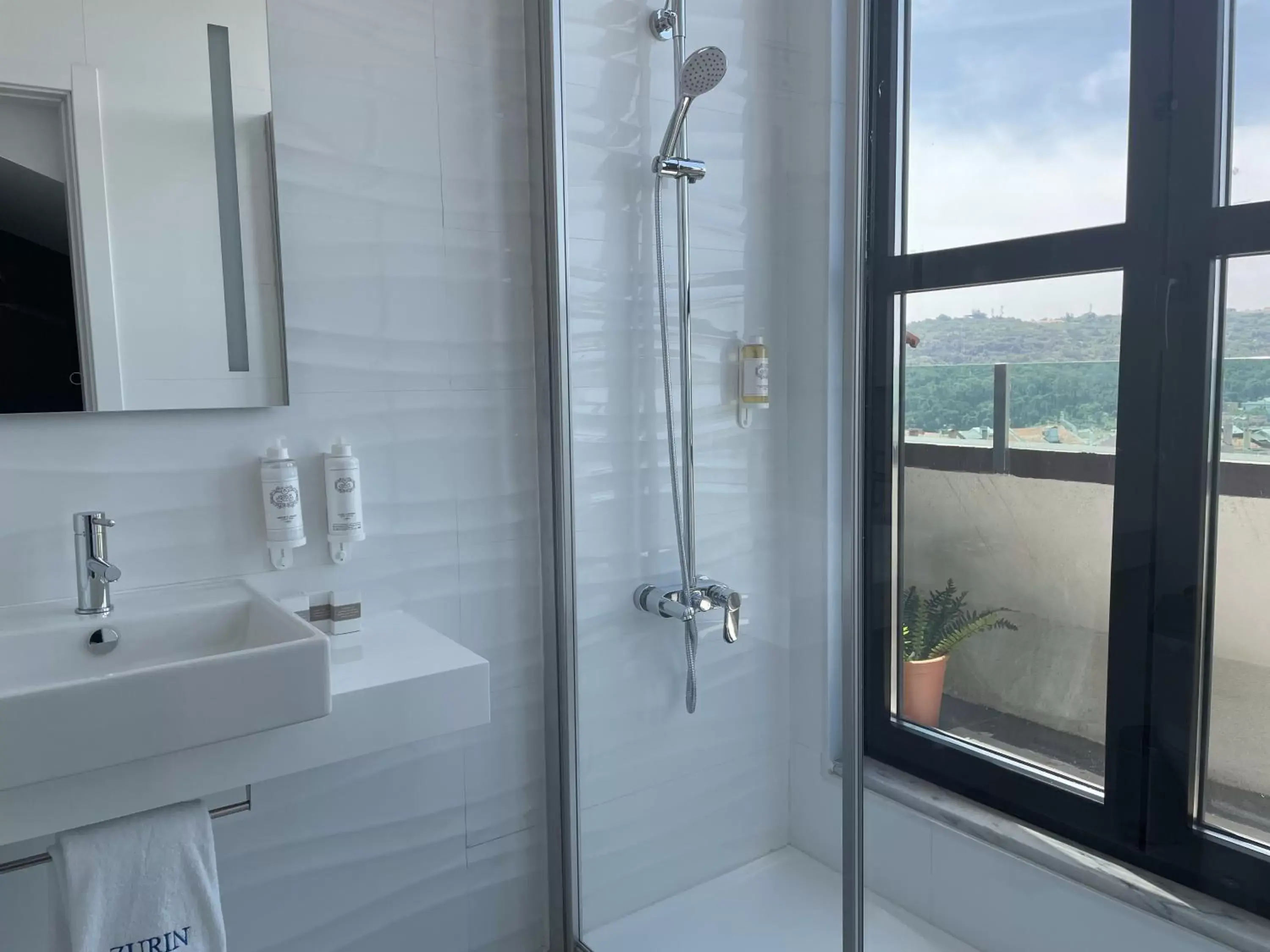 Bathroom in Zurin Charm Hotel