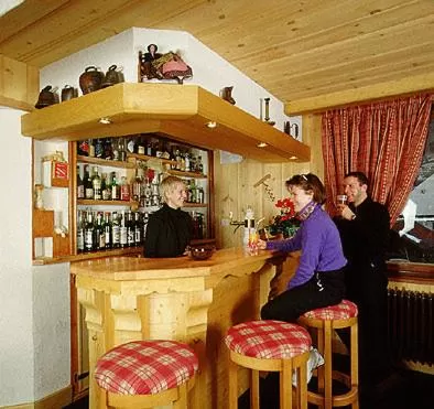 Lounge or bar, Lounge/Bar in Hôtel Le Sporting