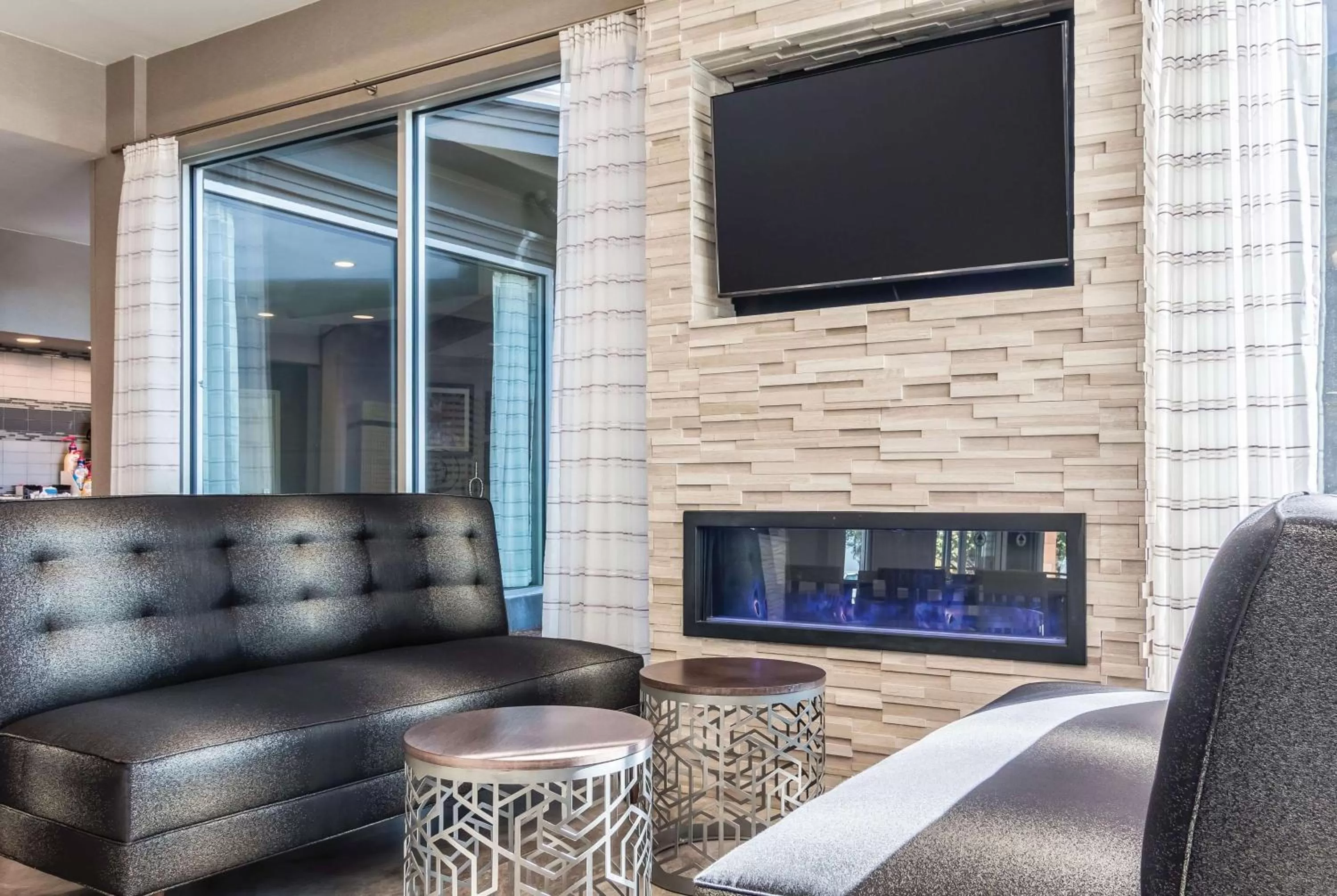 Lobby or reception in La Quinta by Wyndham Shreveport Airport