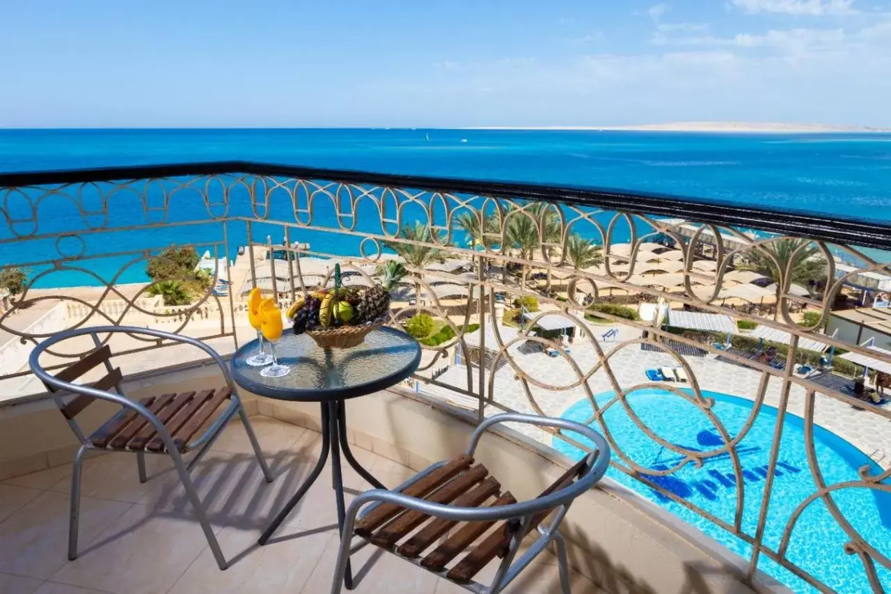 Balcony/Terrace in Sphinx Aqua Park Beach Resort