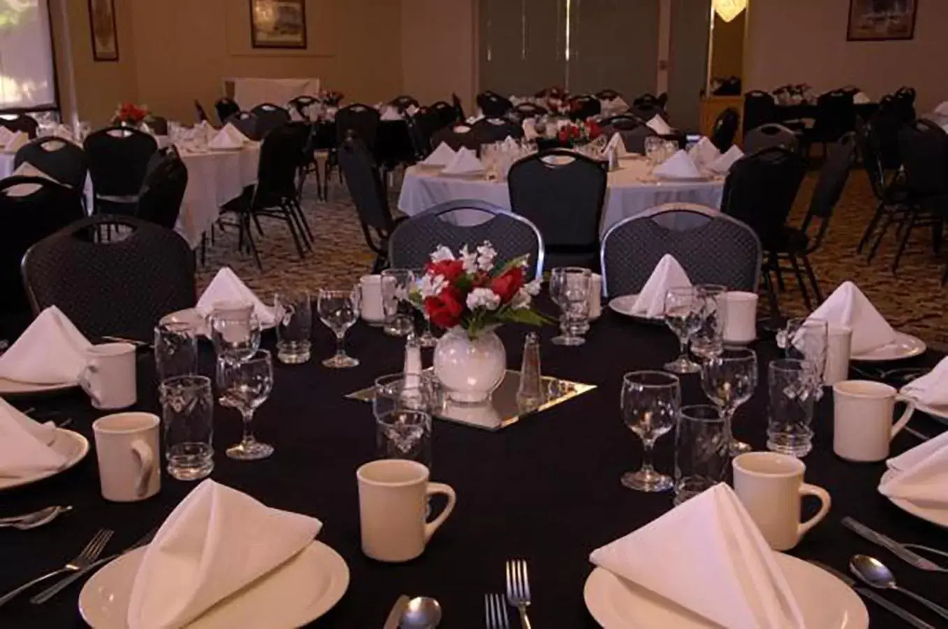 Business facilities, Restaurant/Places to Eat in Shilo Inn Yuma