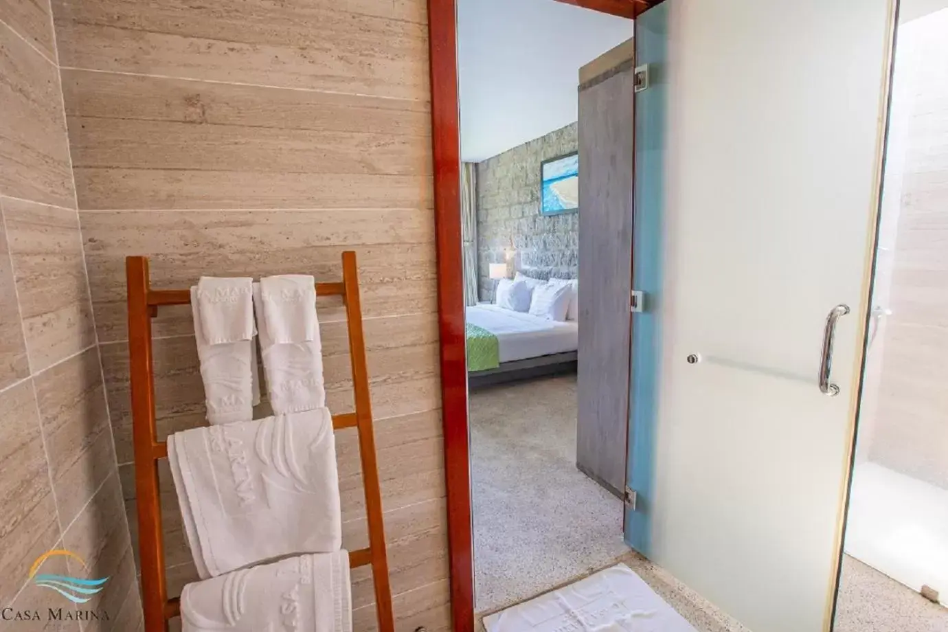 Shower, Bathroom in Casa Marina Resort