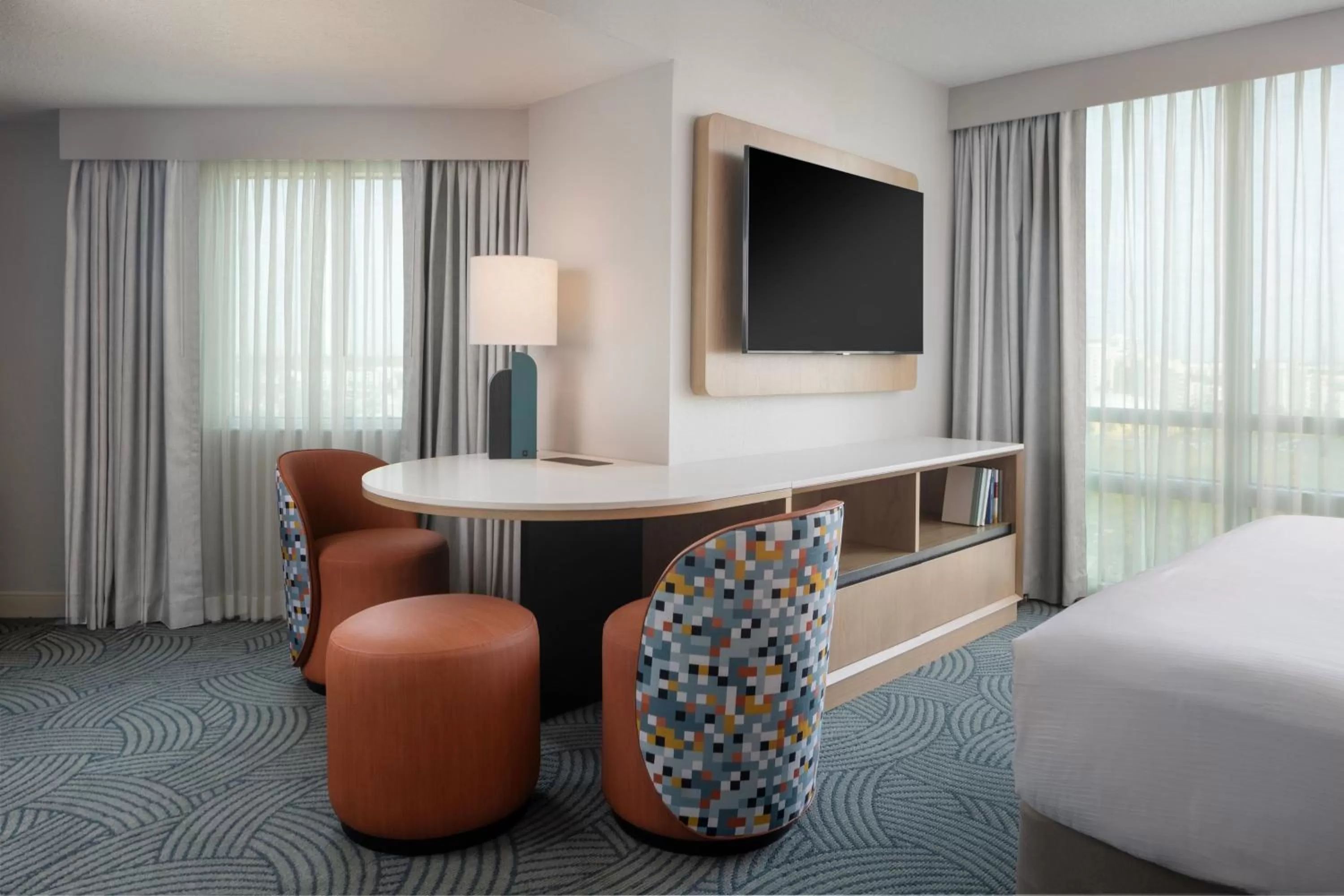 Bedroom, Bed in Hotel Landy Orlando Universal Blvd, a Tribute Portfolio Hotel