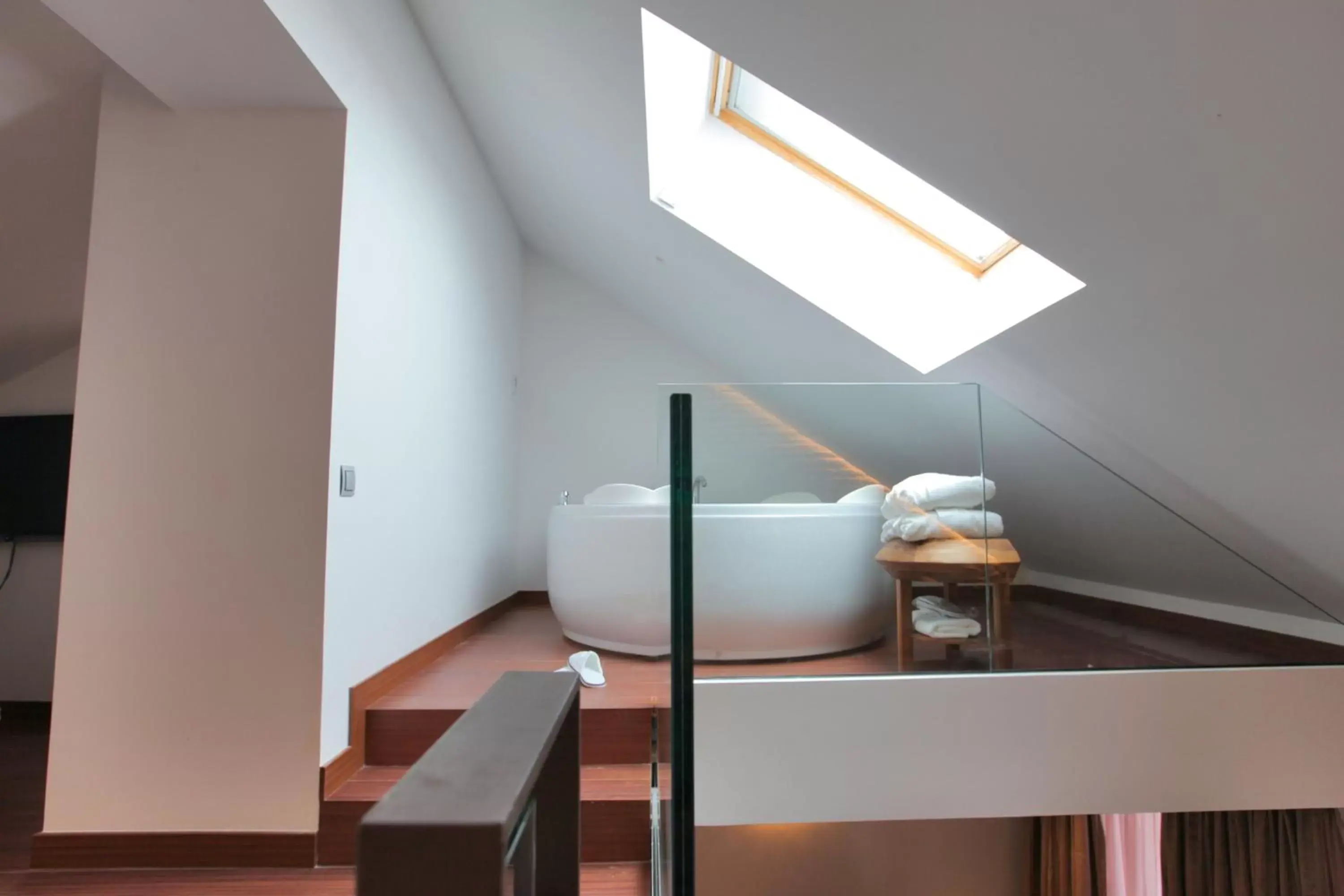 Bathroom, Seating Area in Anahita Boutique Hotel