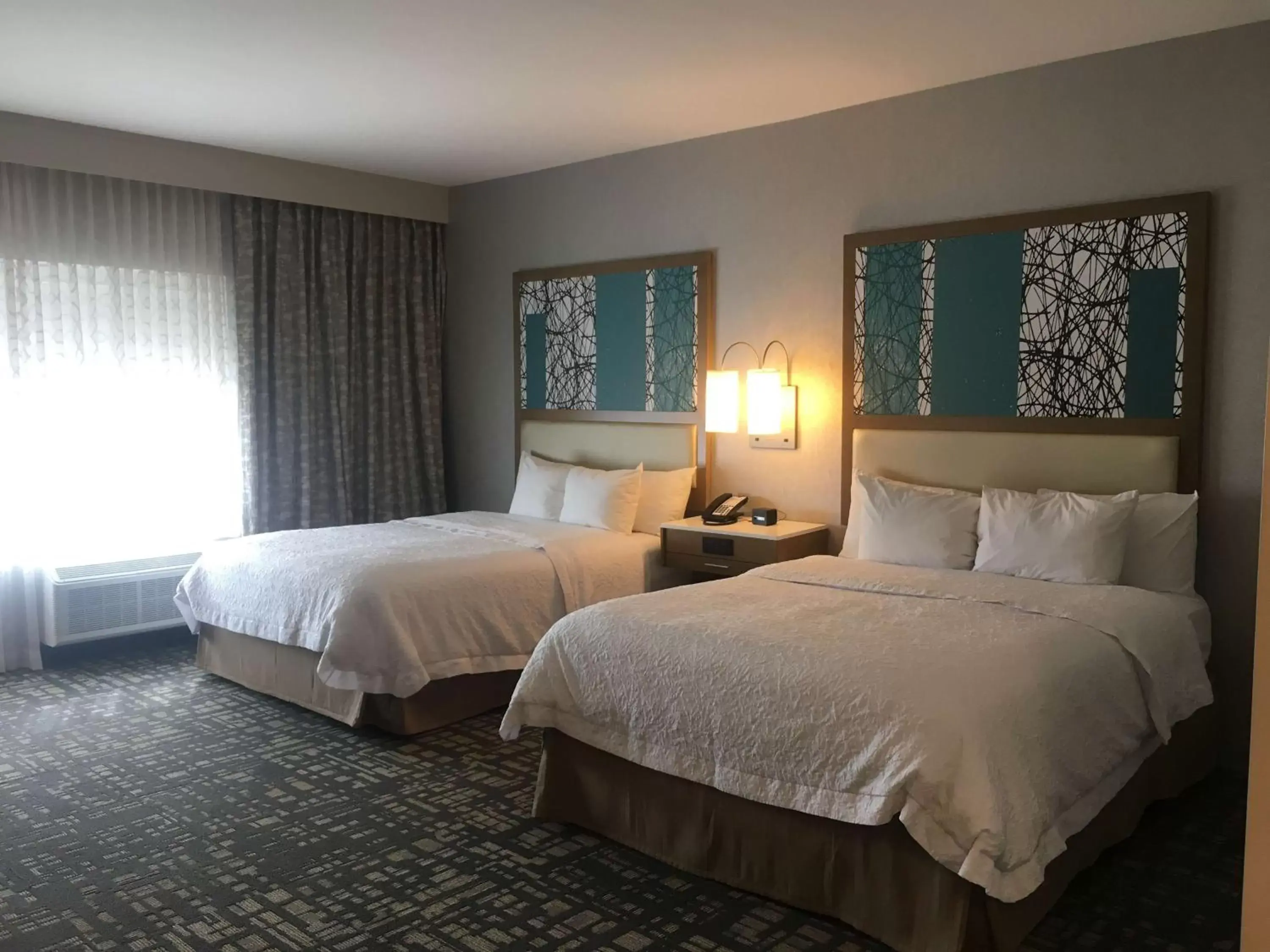 Bed in Hampton Inn & Suites Dallas-The Colony