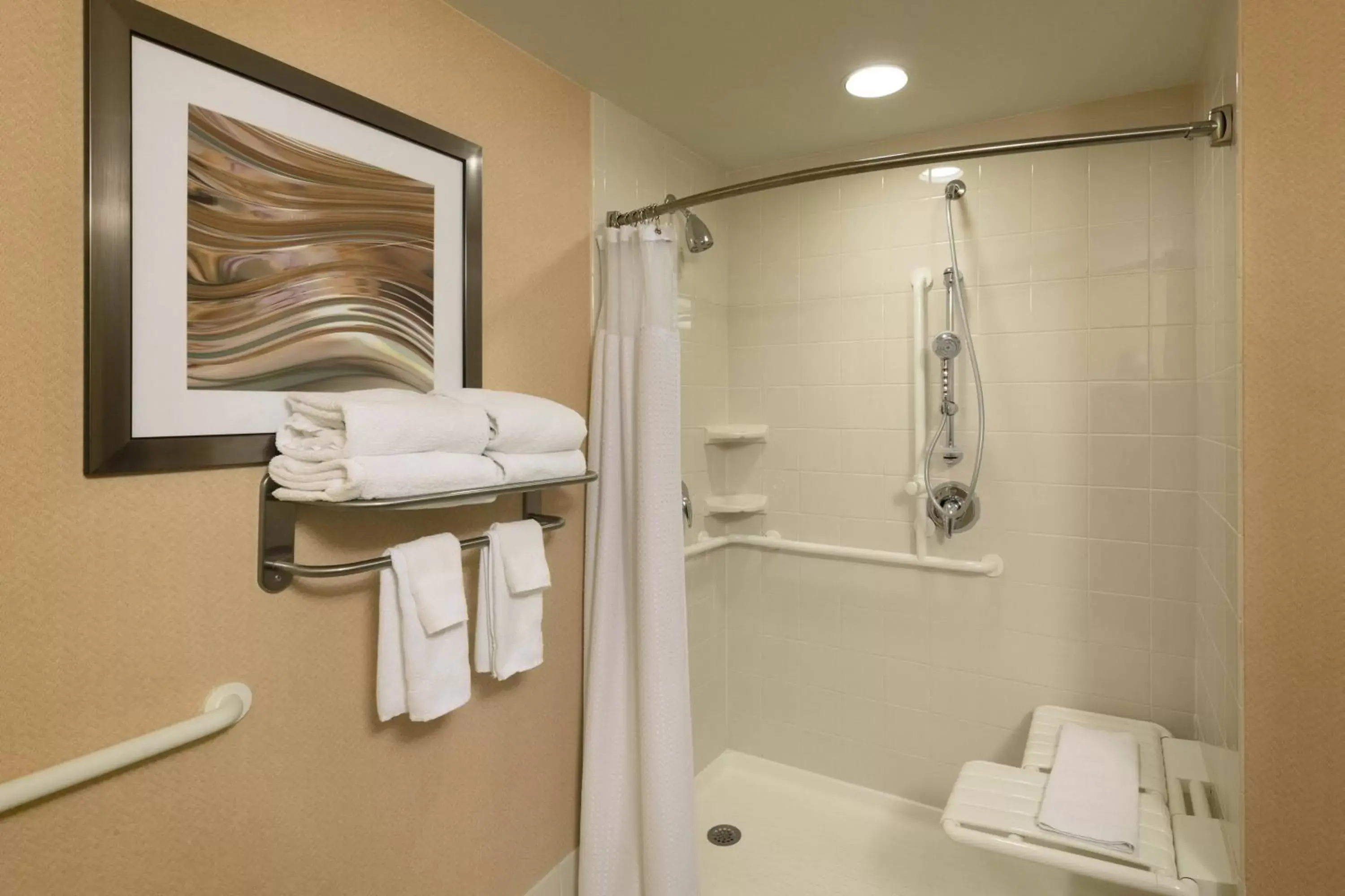 Bathroom in Courtyard by Marriott Harrisburg Hershey