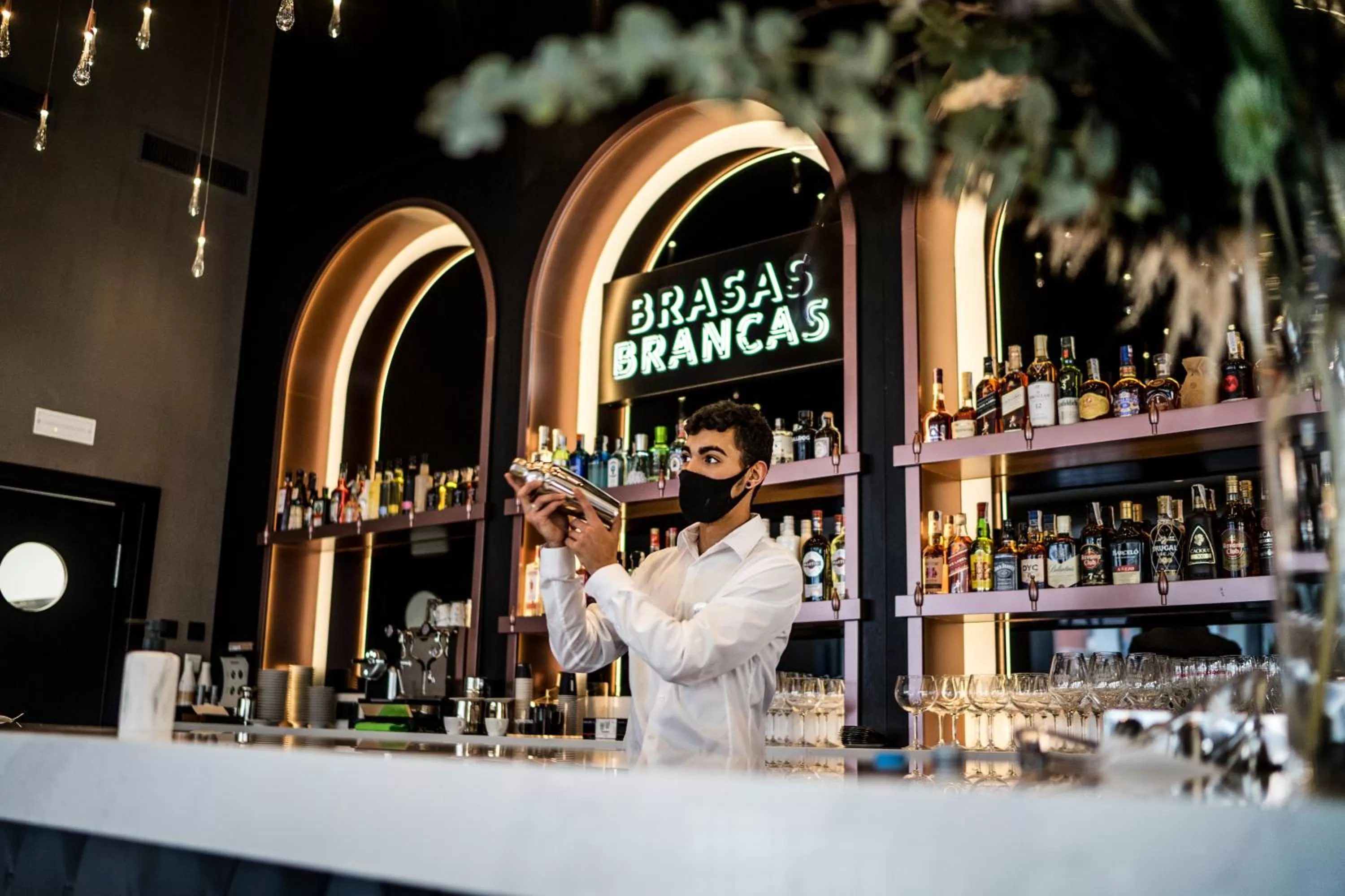 Lounge or bar in Mercure Lugo Centro