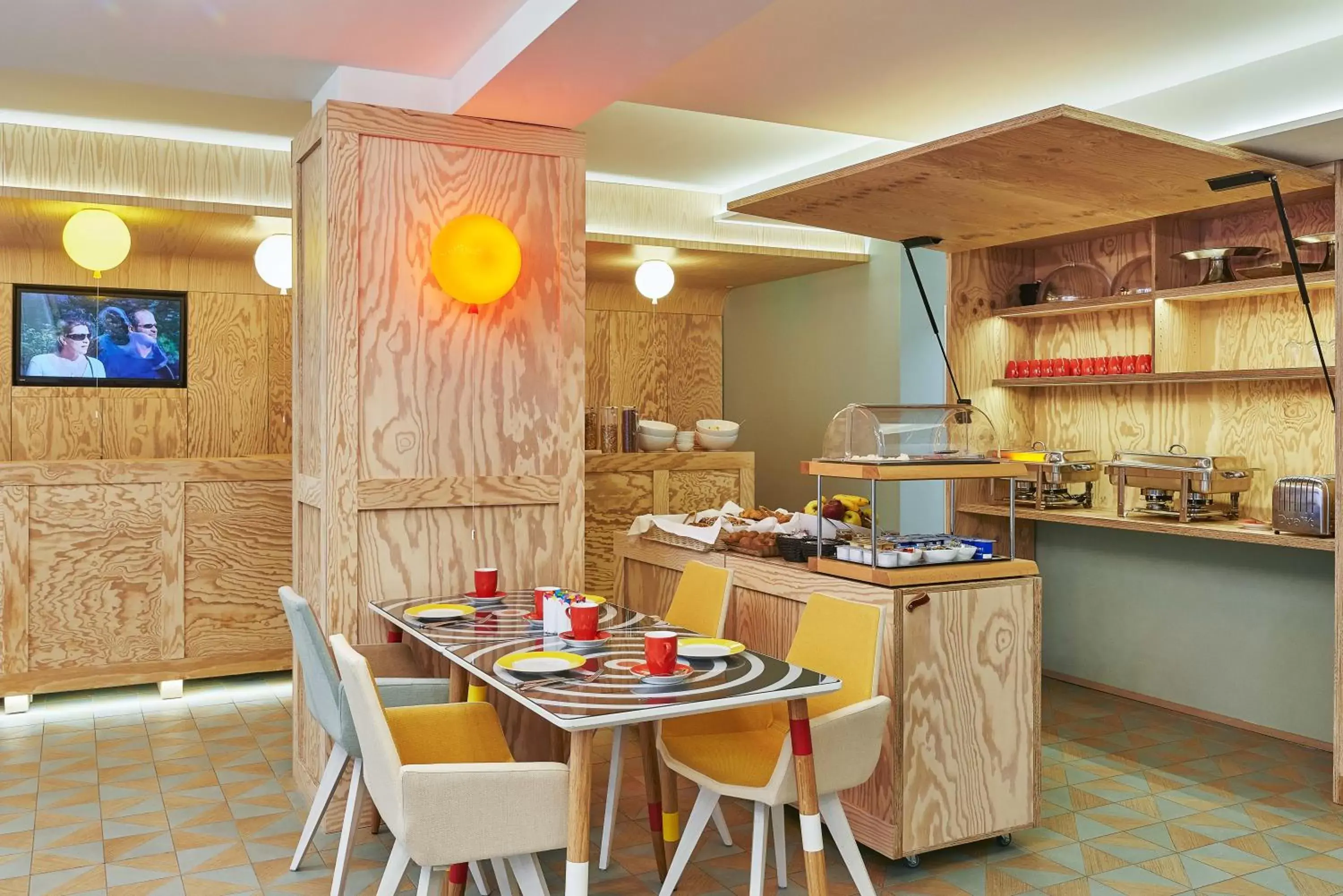 Buffet breakfast, Restaurant/Places to Eat in Hotel Joke - Astotel