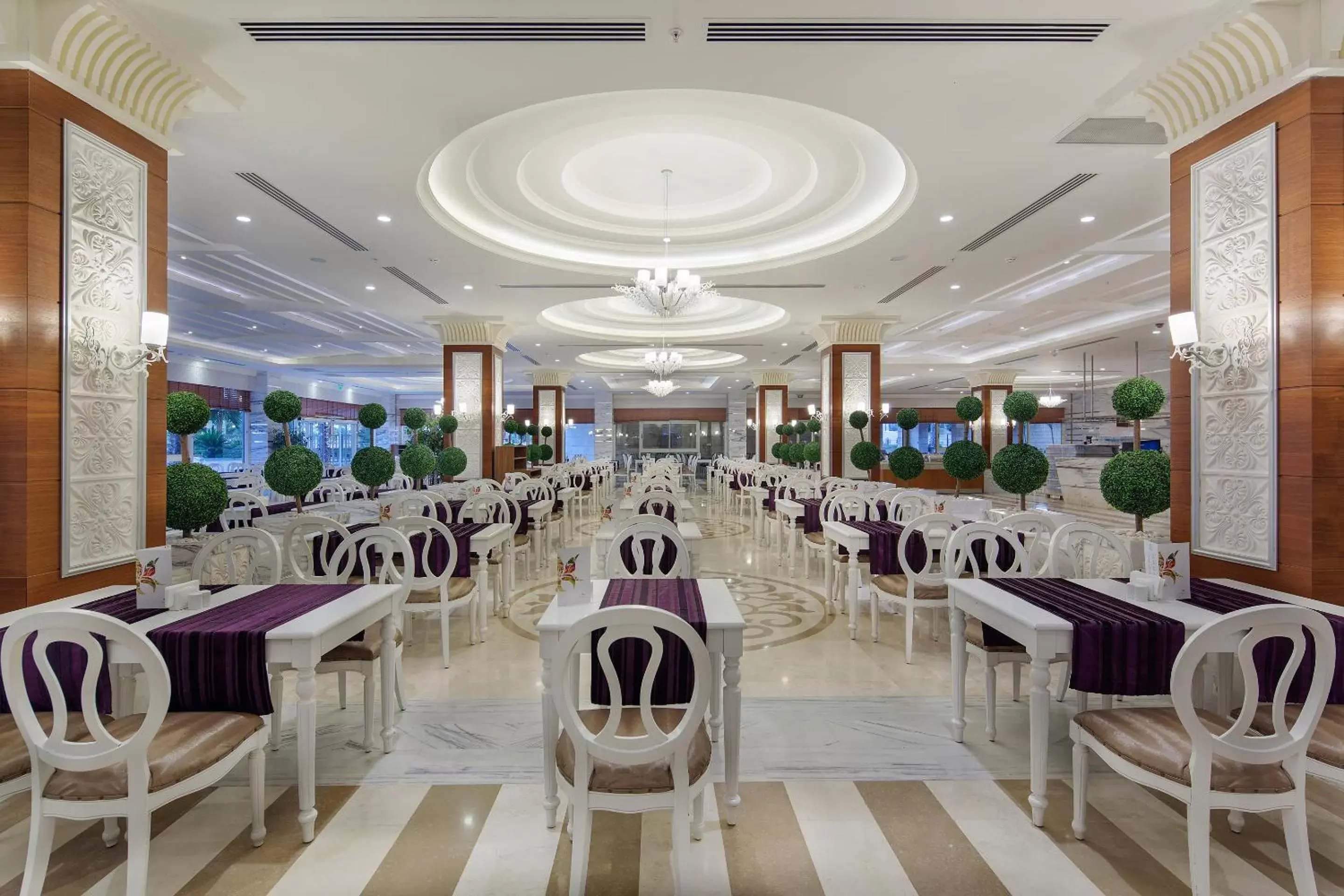 Restaurant/Places to Eat in Crystal Palace Luxury Resort & Spa - Ultimate All Inclusive