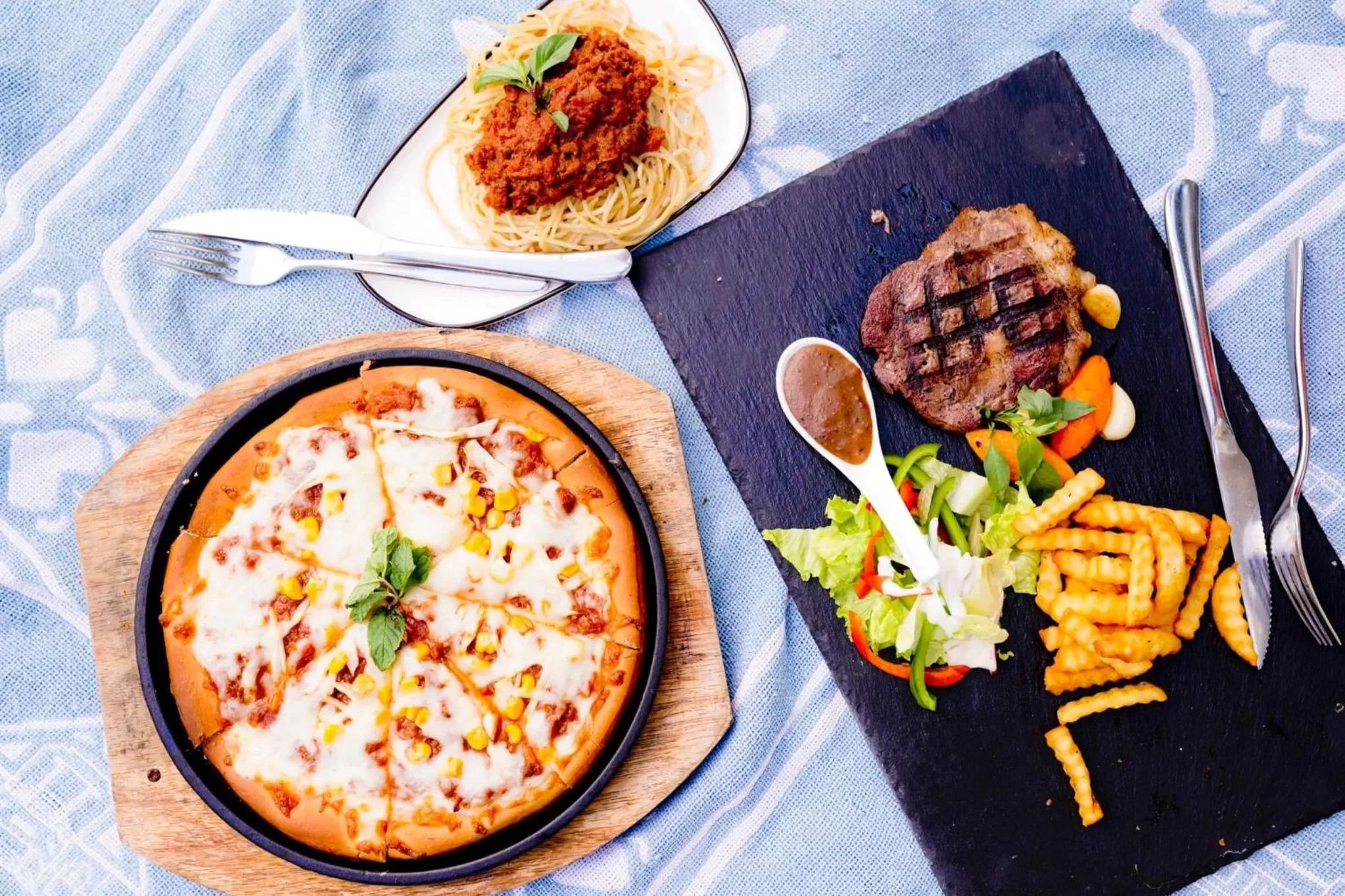 Food and drinks in Ninh Binh Legend Hotel