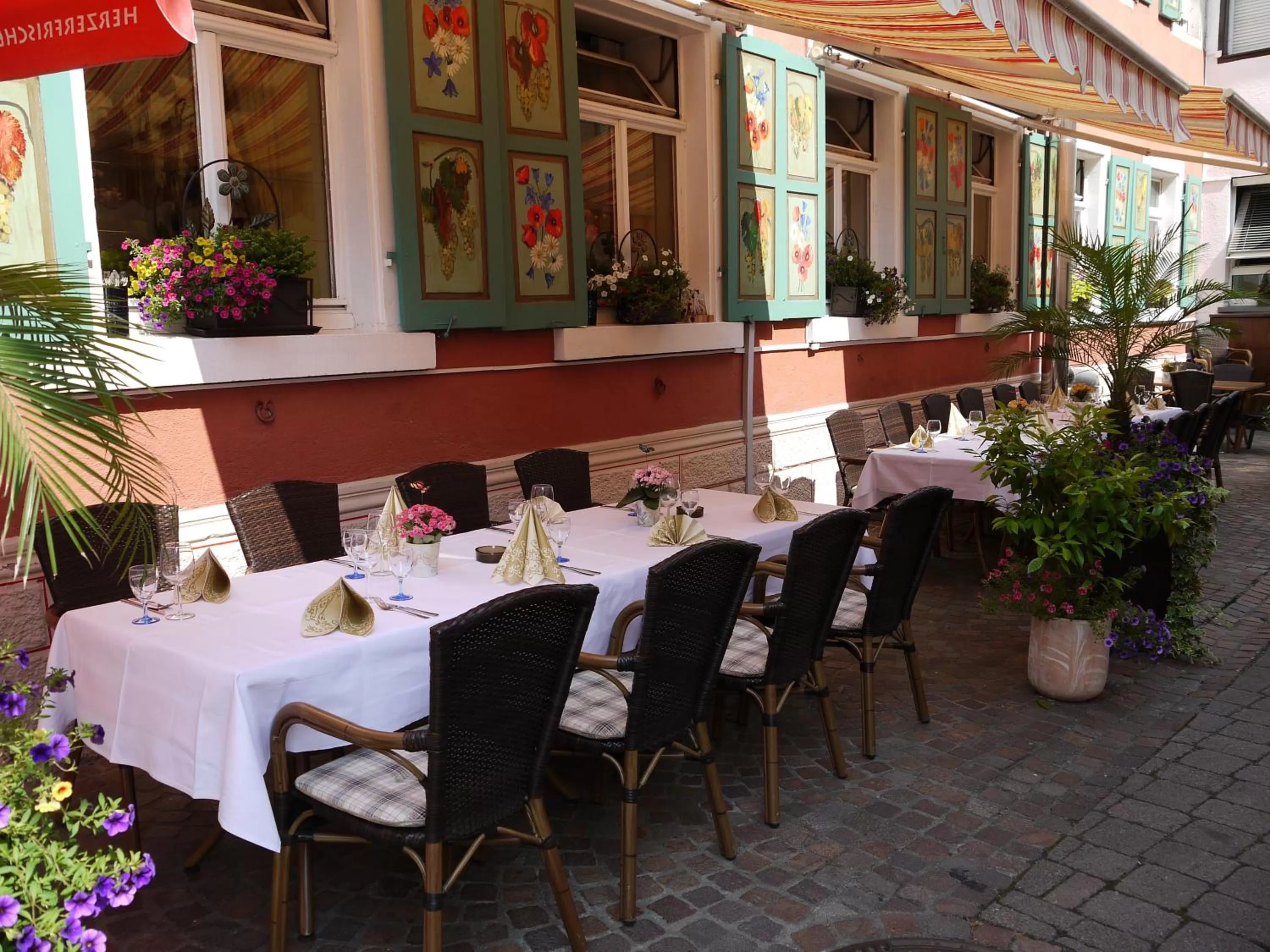 Restaurant/places to eat in Hotel Engel
