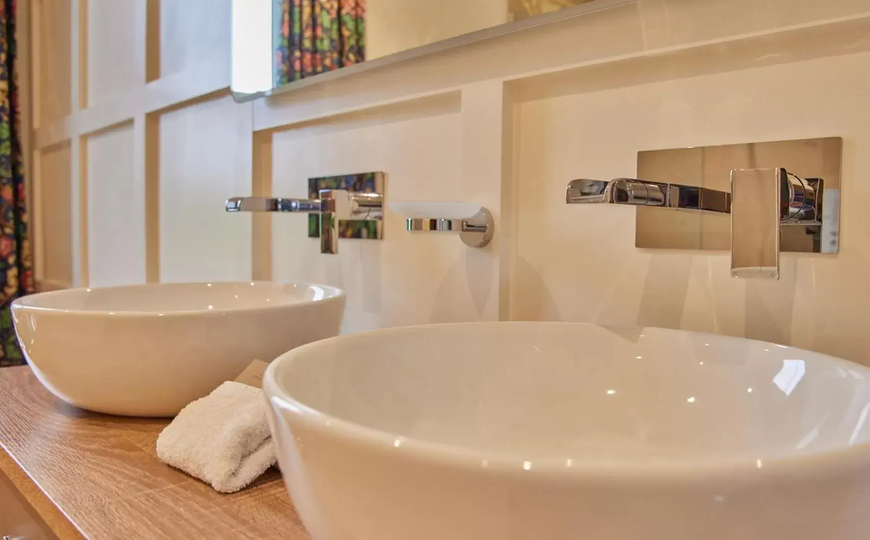 Bathroom in The Fleece at Ruleholme