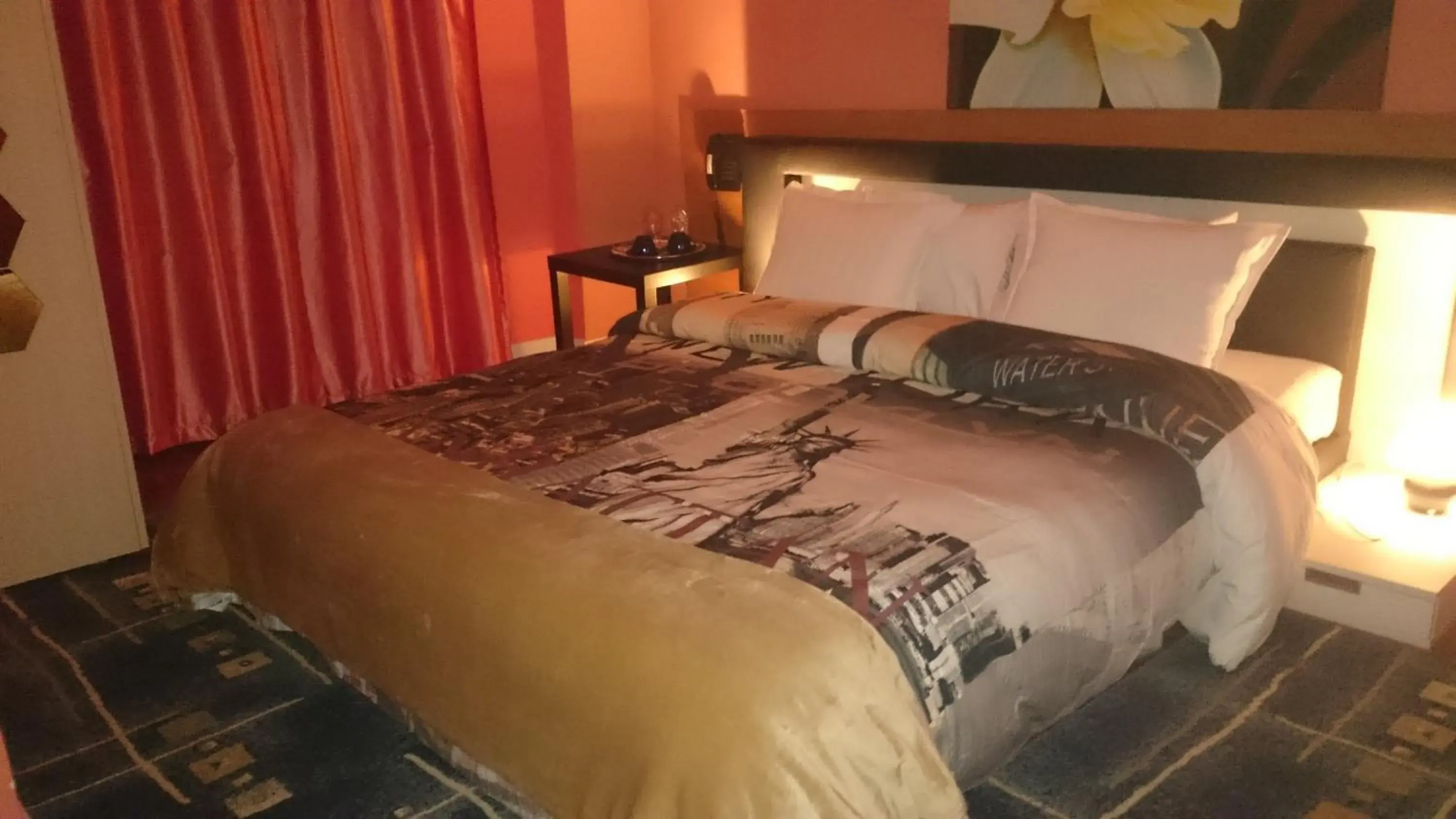 Bed in Rimini Club Inn & Suites