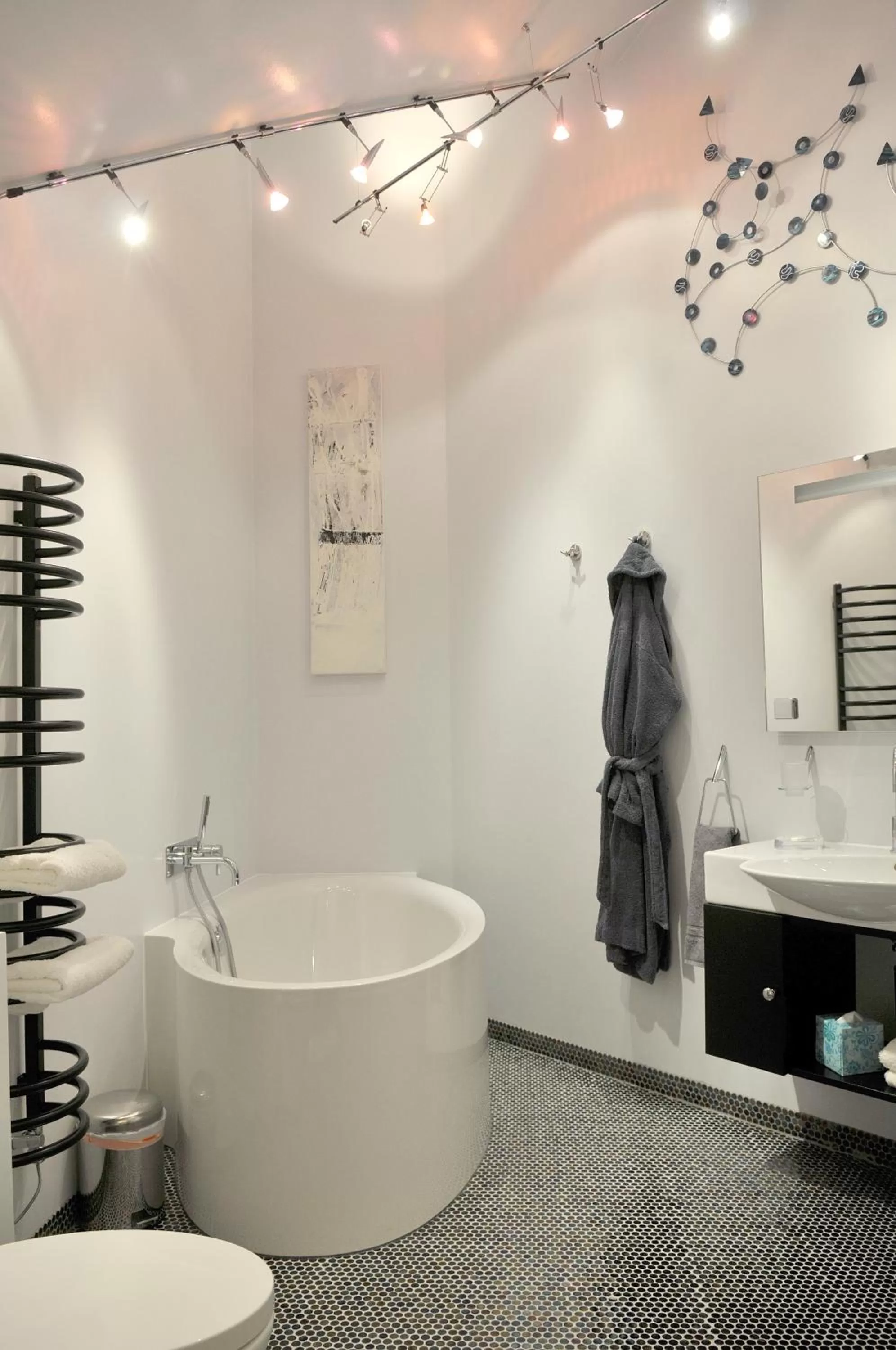 Bathroom in South Lodge