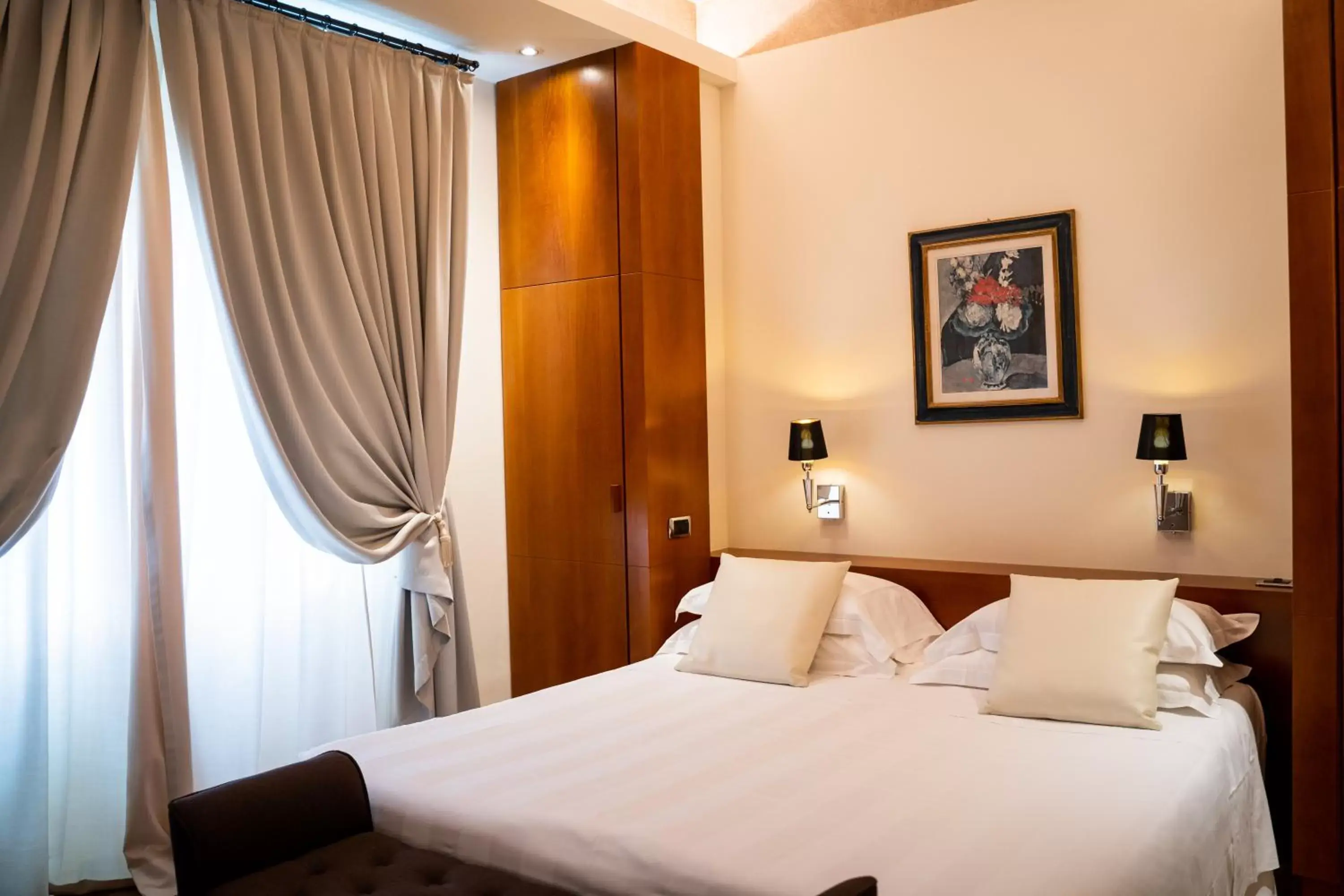 Bedroom, Bed in Hotel Kraft