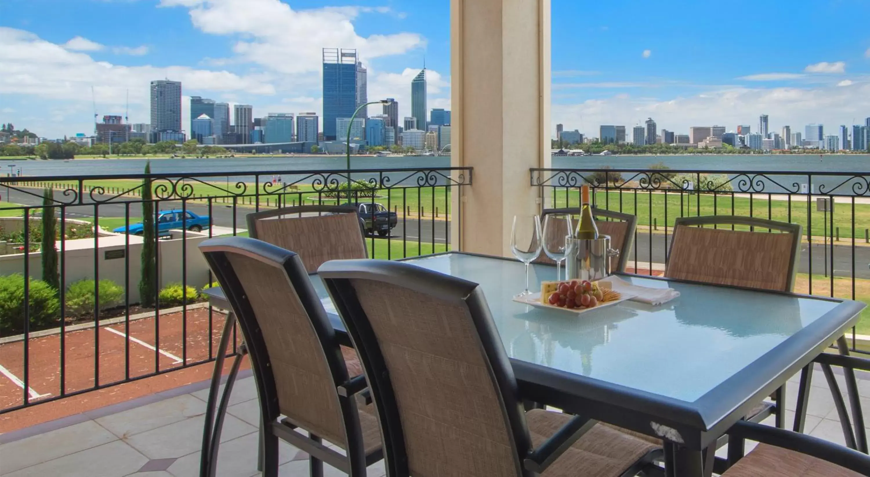 Patio in The Peninsula Riverside Serviced Apartments