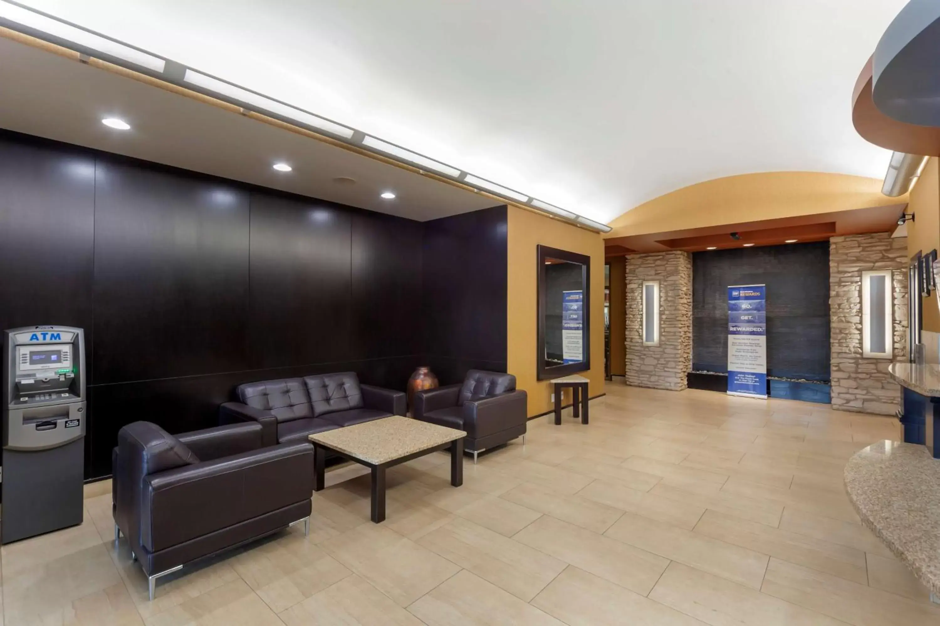 Lobby or reception, Lobby/Reception in Best Western Plus Sherwood Park Inn & Suites