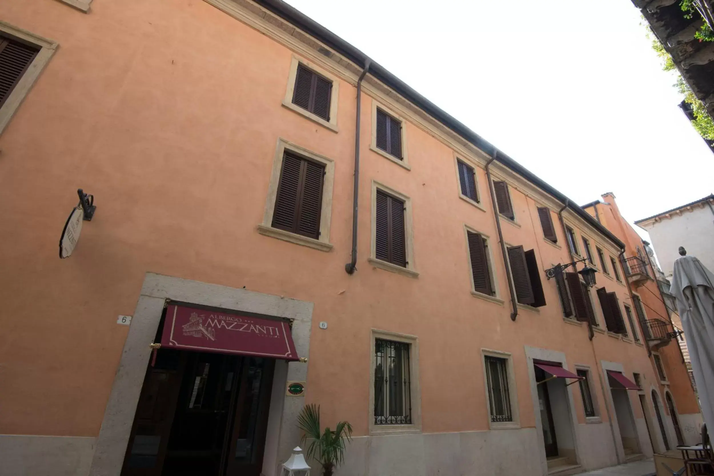 Facade/entrance in Albergo Mazzanti