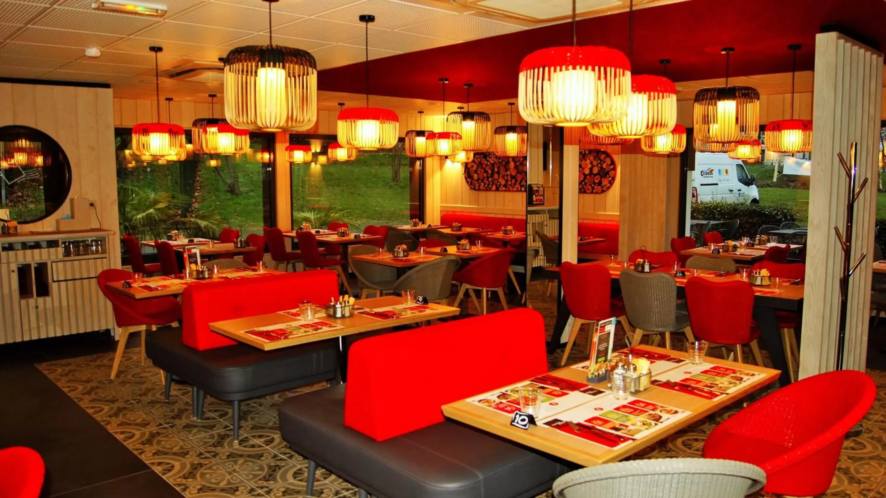 Restaurant/Places to Eat in ibis Le Mans Est Pontlieue