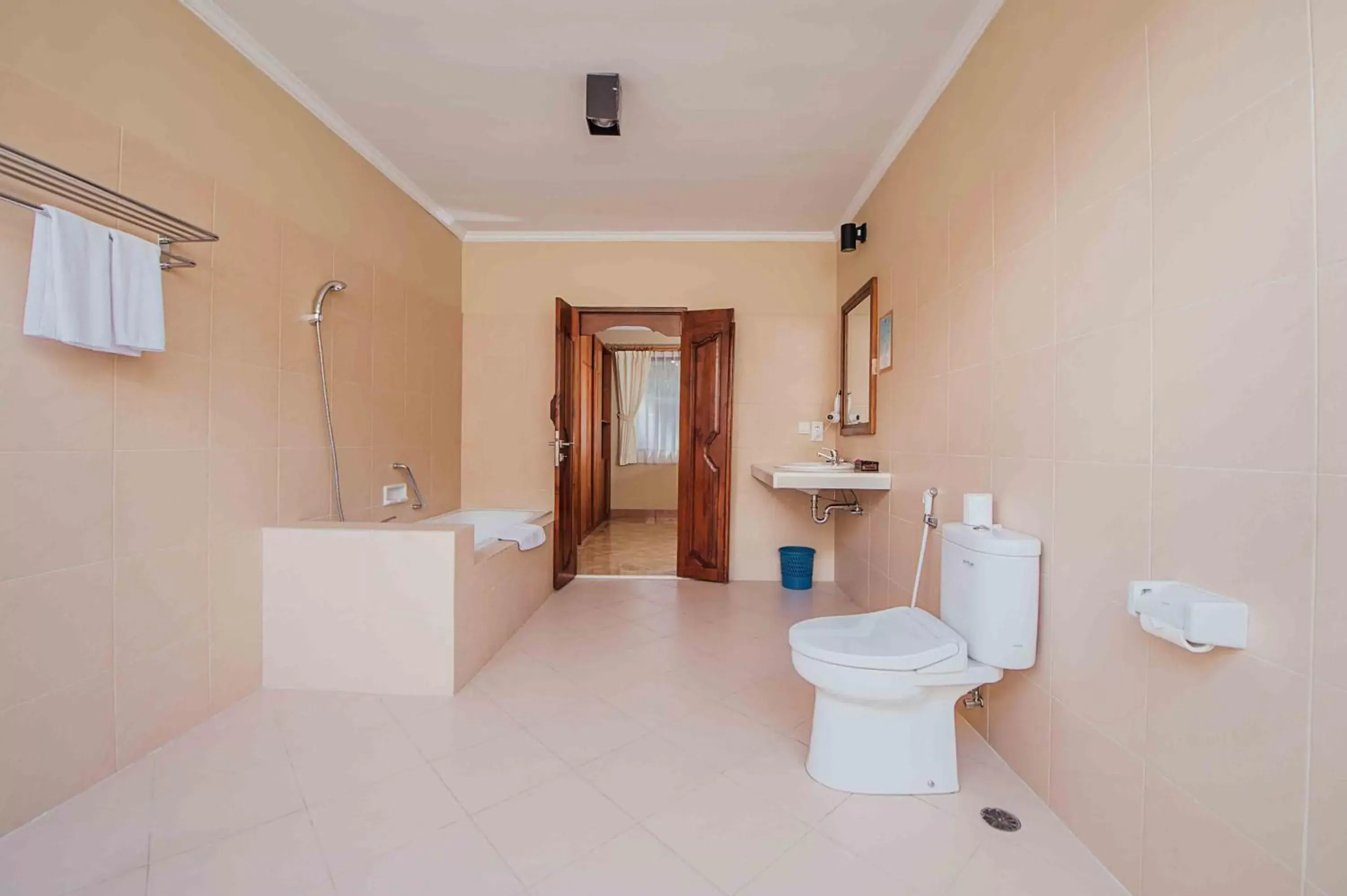 Bathroom in Kuta Puri Bungalows, Villas and Resort