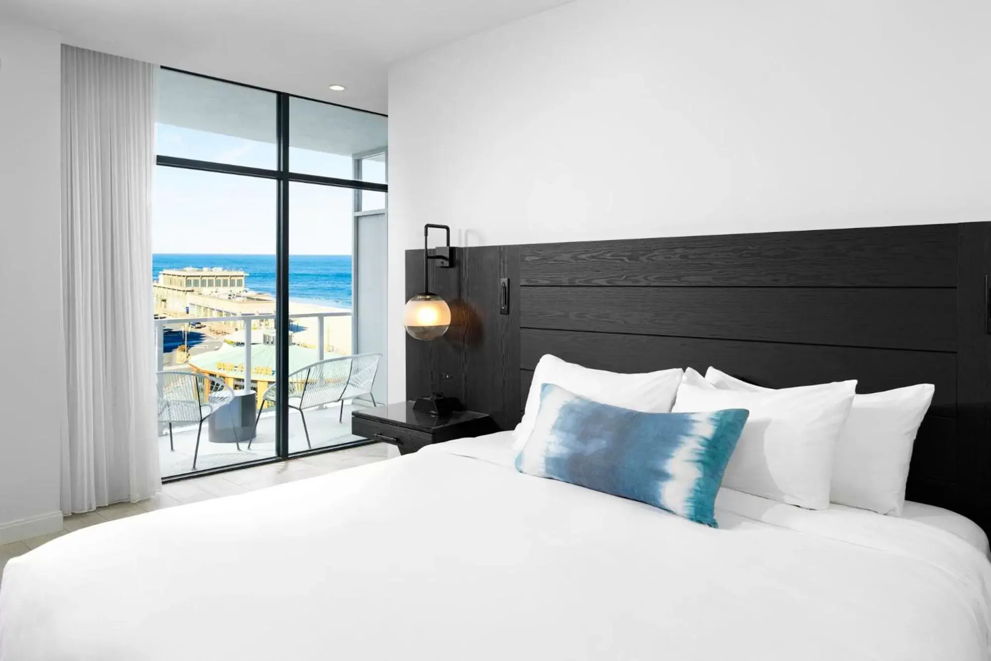 Bed in Wave Resort