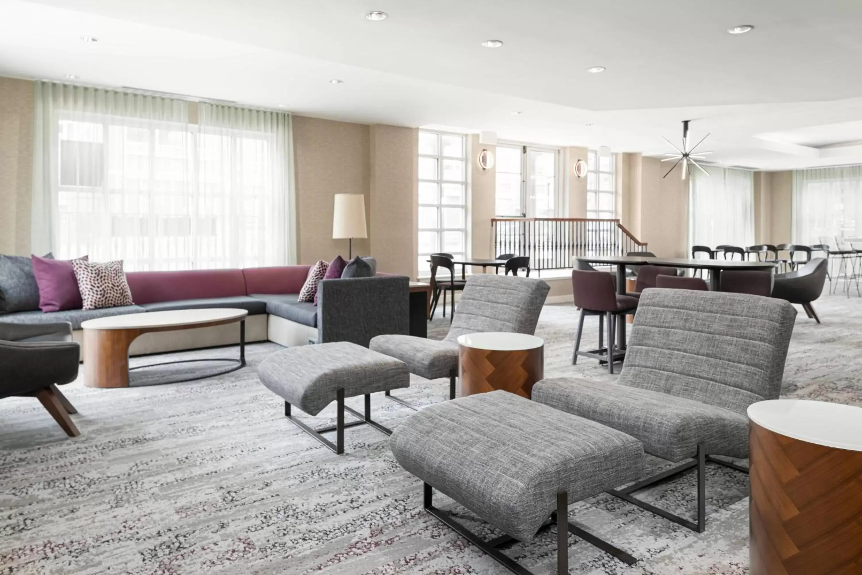 Lobby or reception, Seating Area in Courtyard by Marriott Charlottesville - University Medical Center