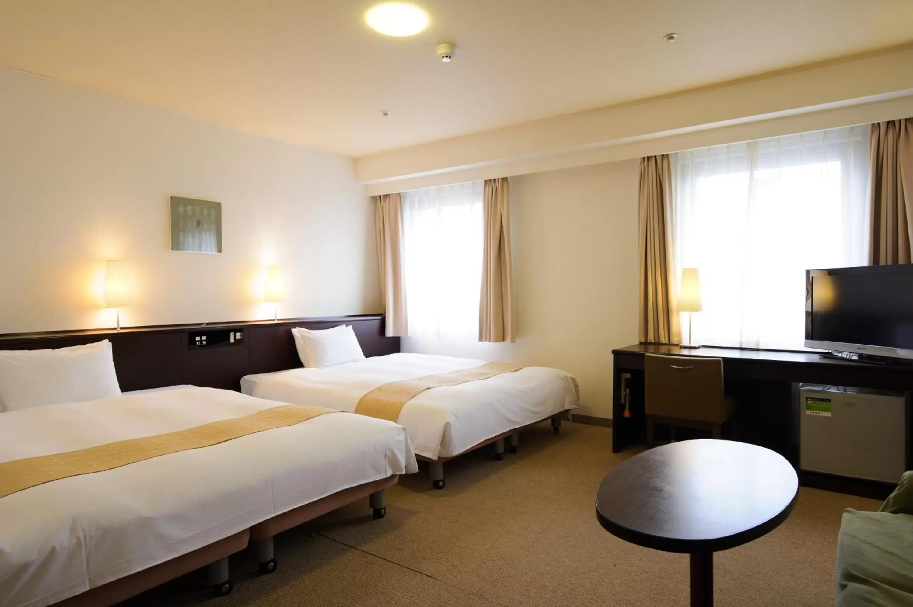 Photo of the whole room, Bed in Chisun Hotel Utsunomiya