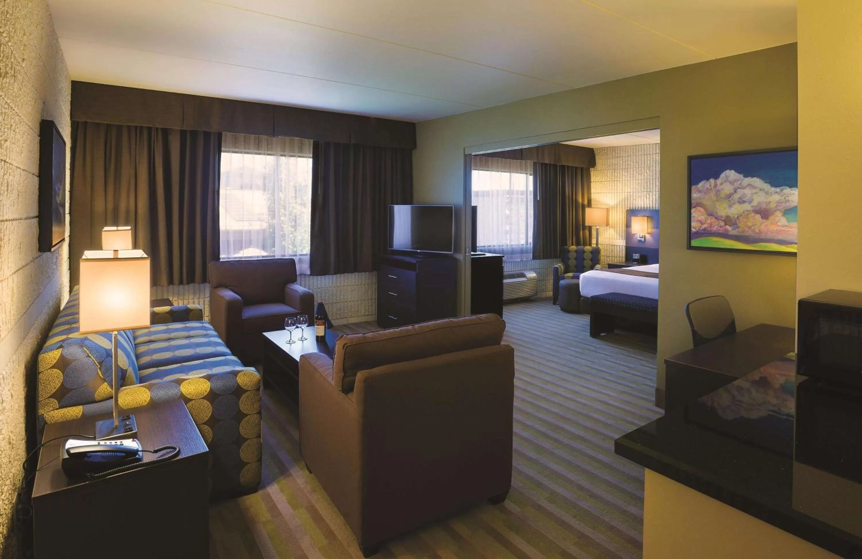 Photo of the whole room, Bed in Best Western Plus University Inn