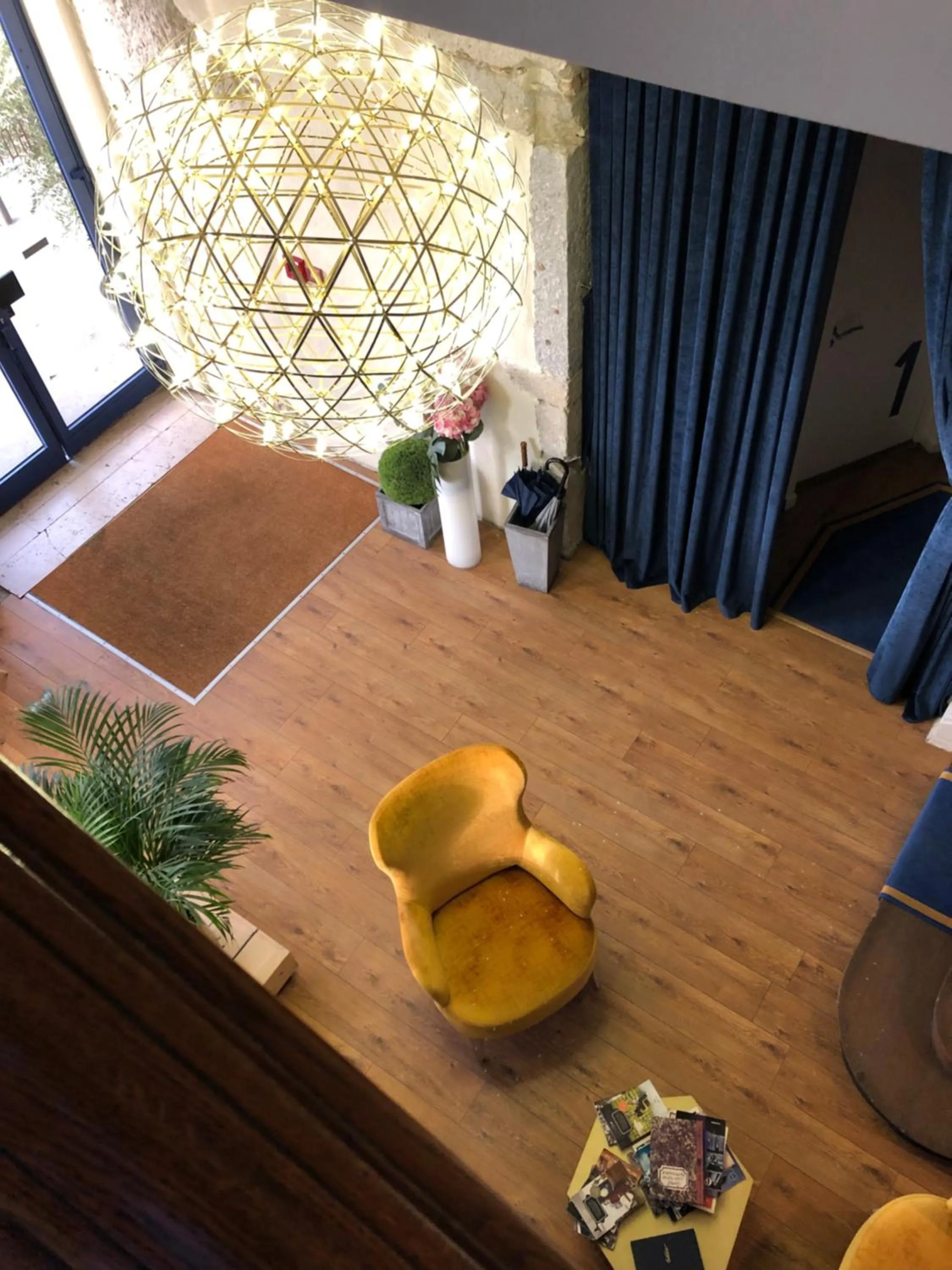 Lobby or reception in Hotelo Lyon Charité