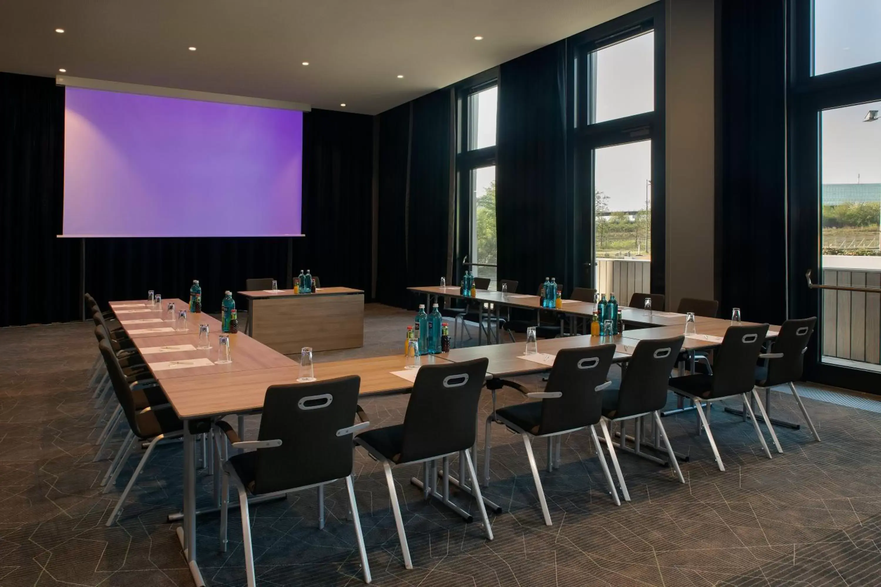 Meeting/conference room in Holiday Inn Frankfurt Airport, an IHG Hotel