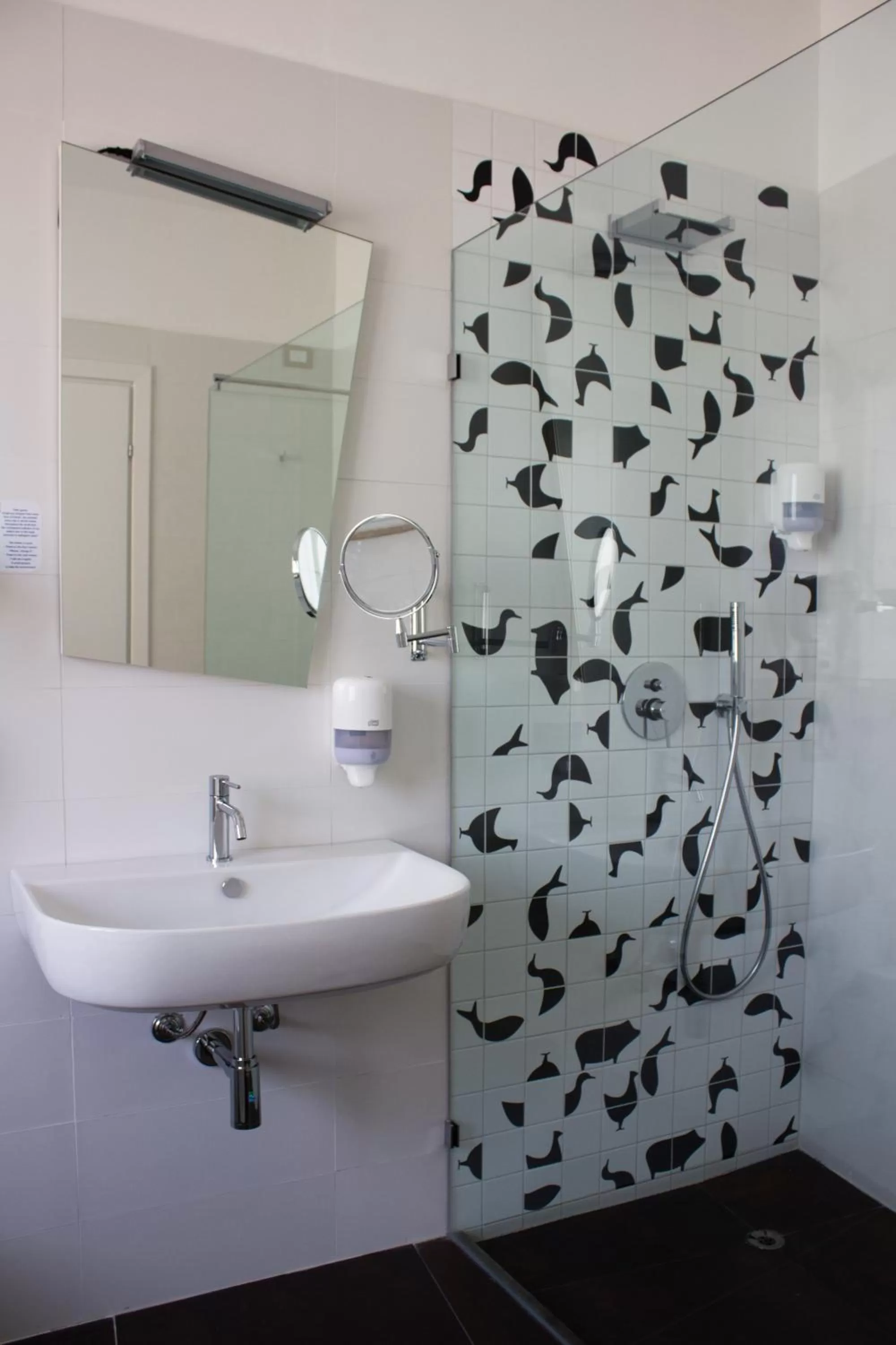 Bathroom in President Hotel Palermo