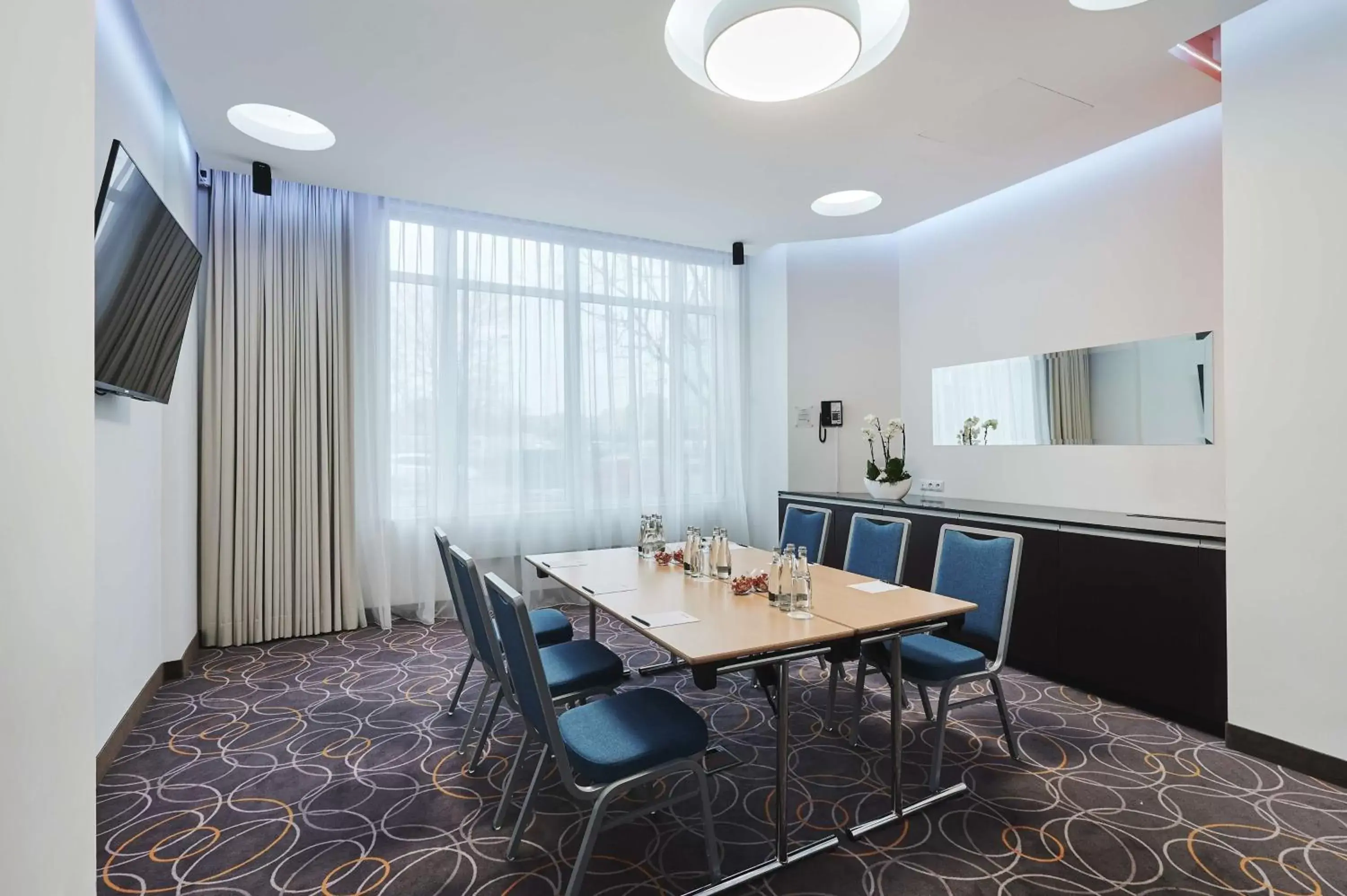 Meeting/conference room, Dining Area in Radisson Blu Sobieski