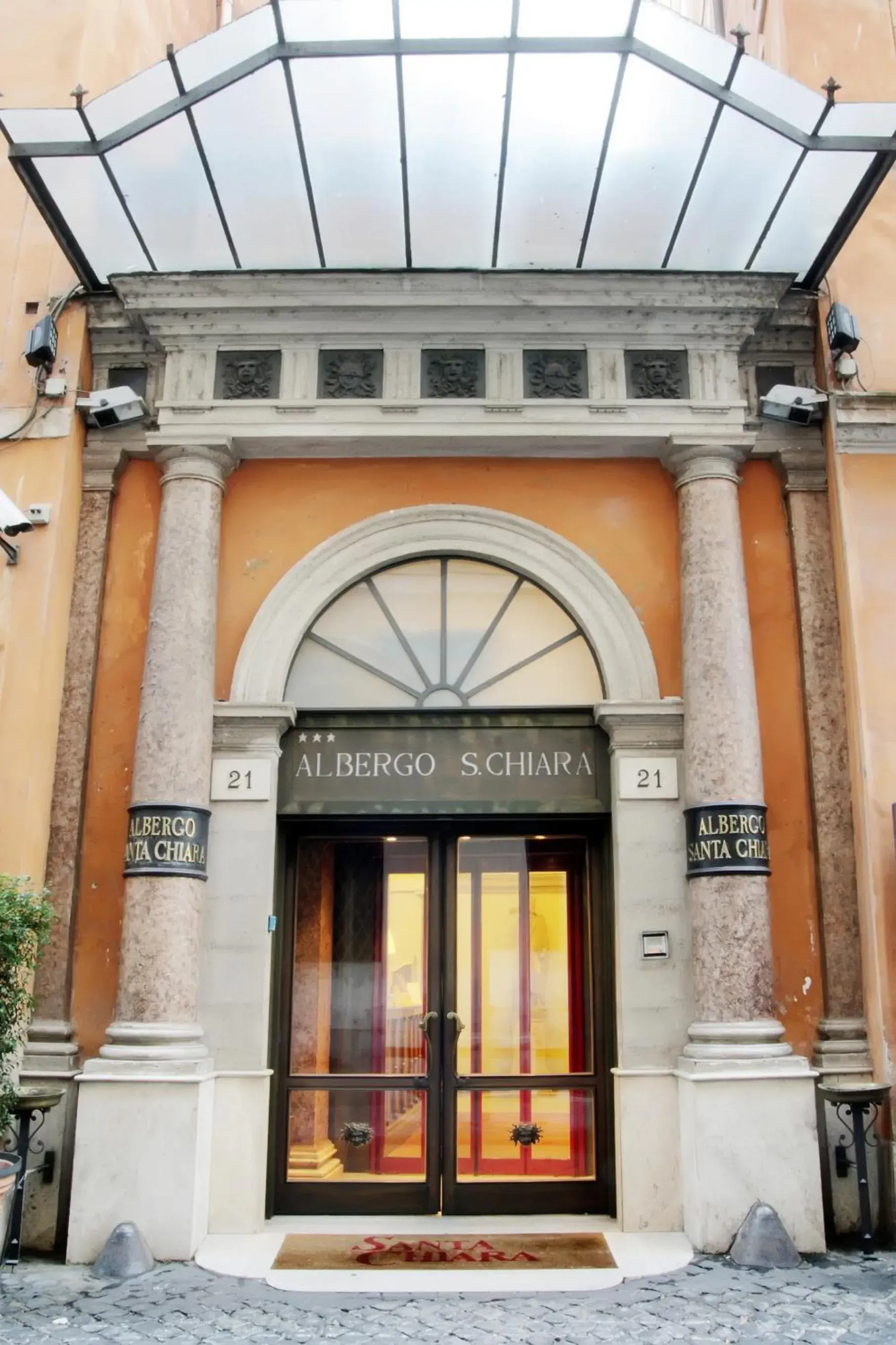 Facade/entrance in Hotel Albergo Santa Chiara