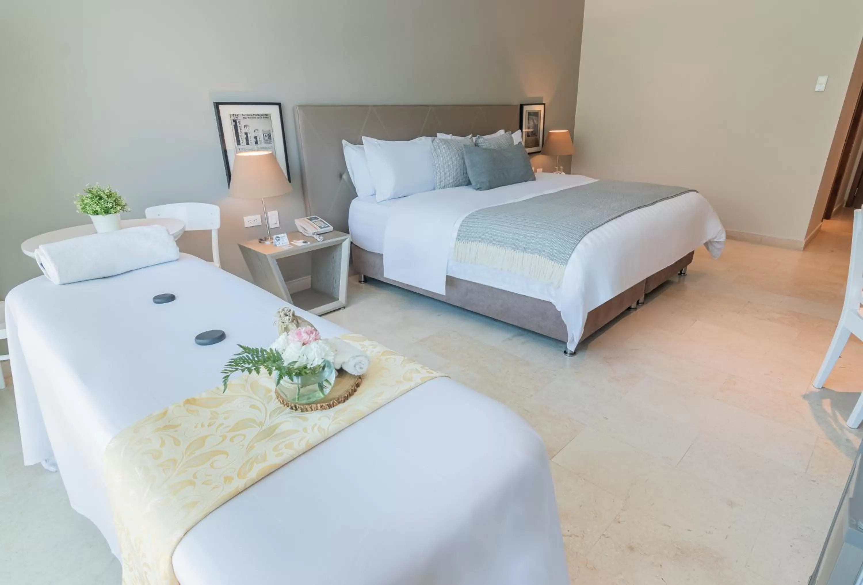 Bed in GHL San Lazaro Art Hotel