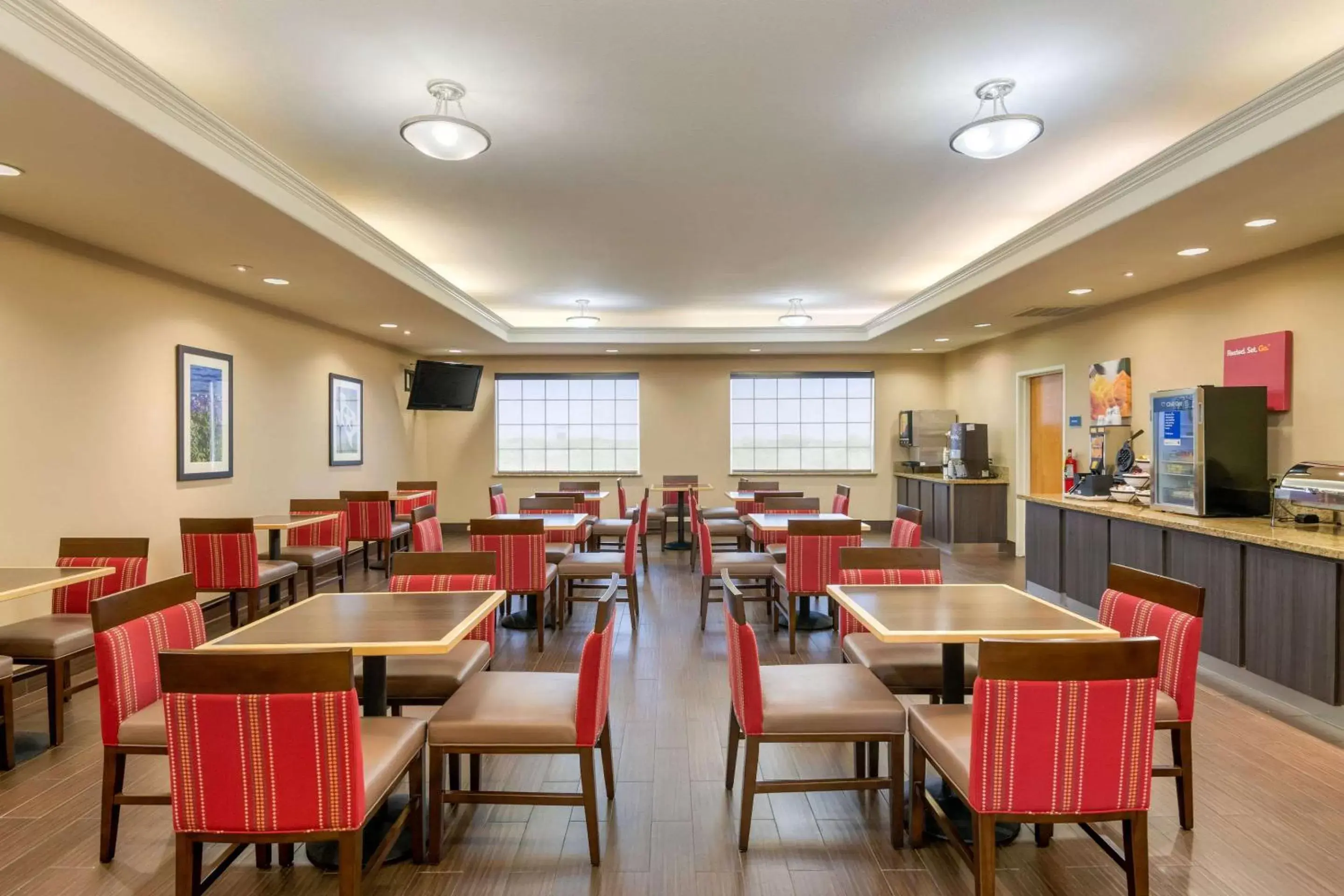 Restaurant/Places to Eat in Comfort Inn and Suites Odessa