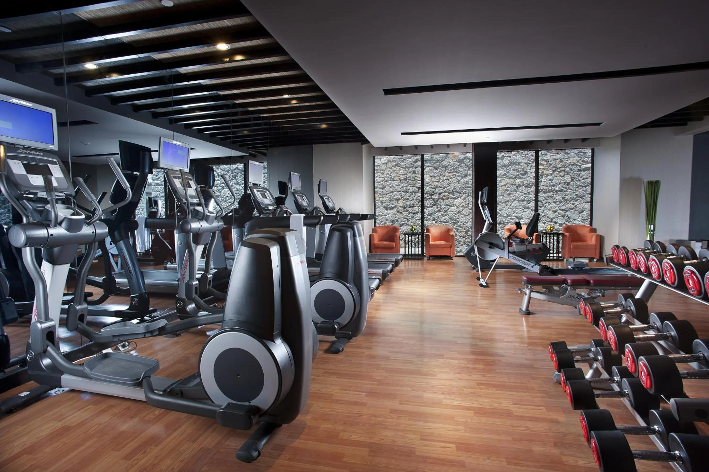 Fitness centre/facilities in Pullman Lijiang Resort & Spa