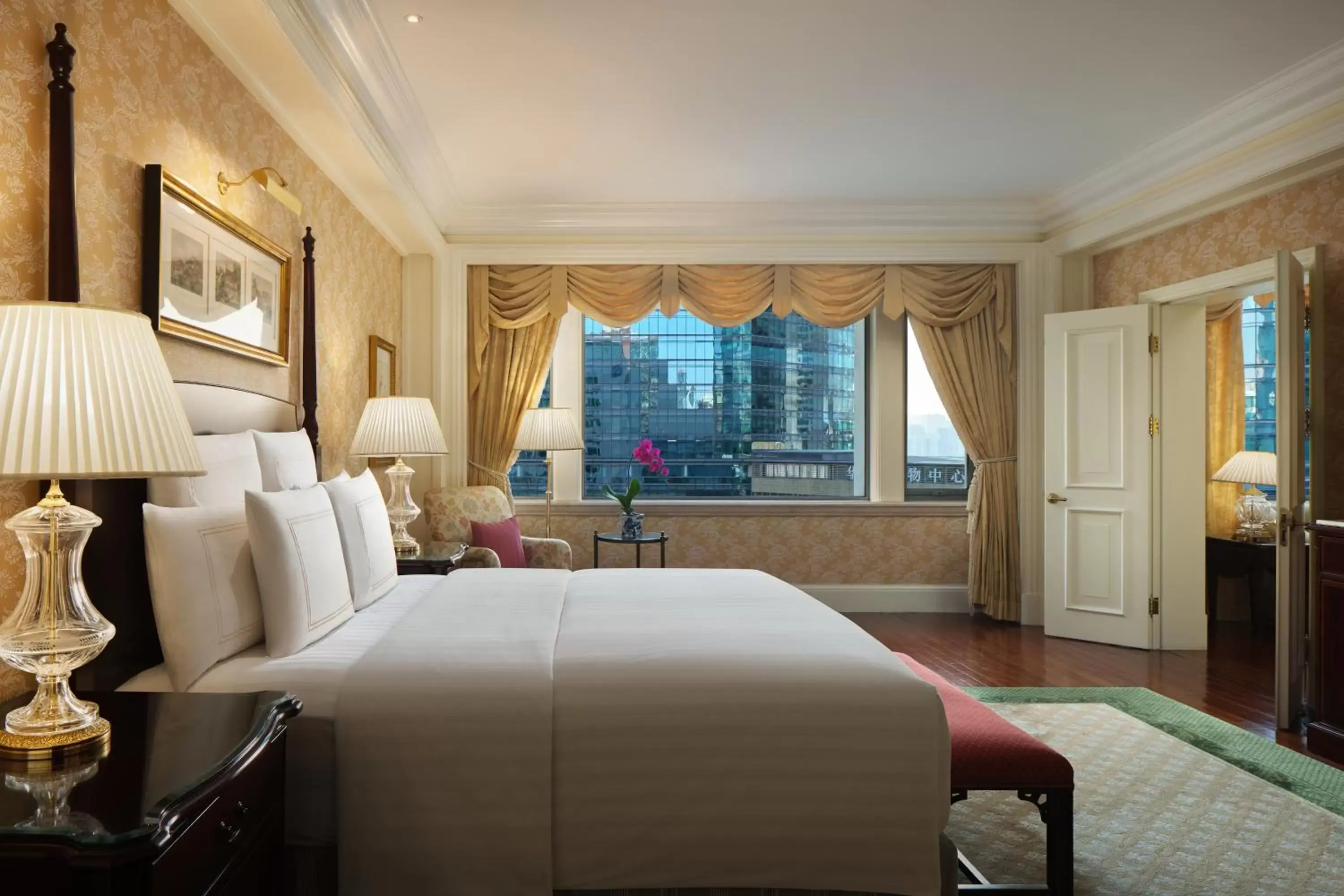 Bed in The Ritz-Carlton Beijing