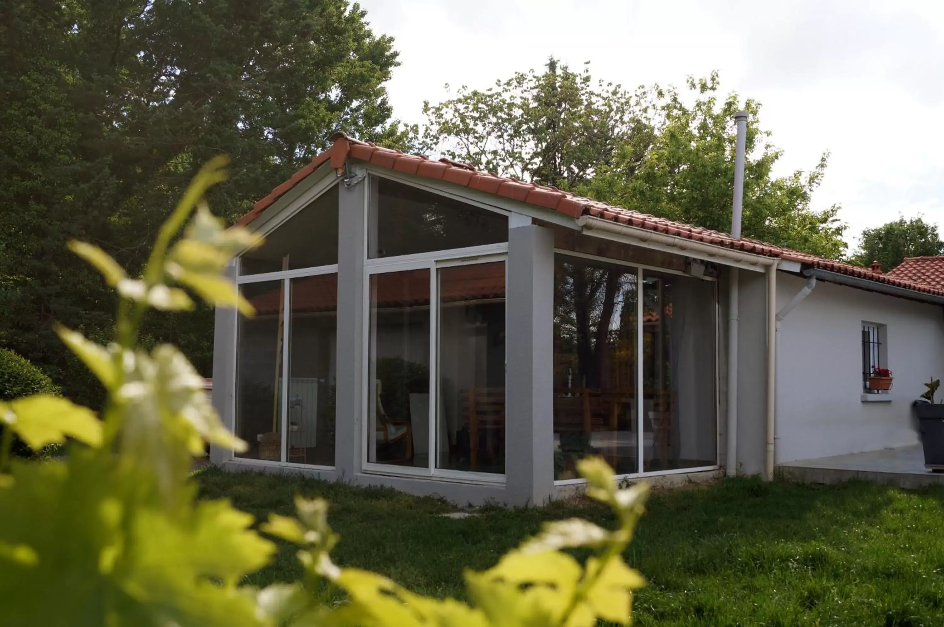 Facade/entrance, Property Building in Les Agapanthes du frontonnais