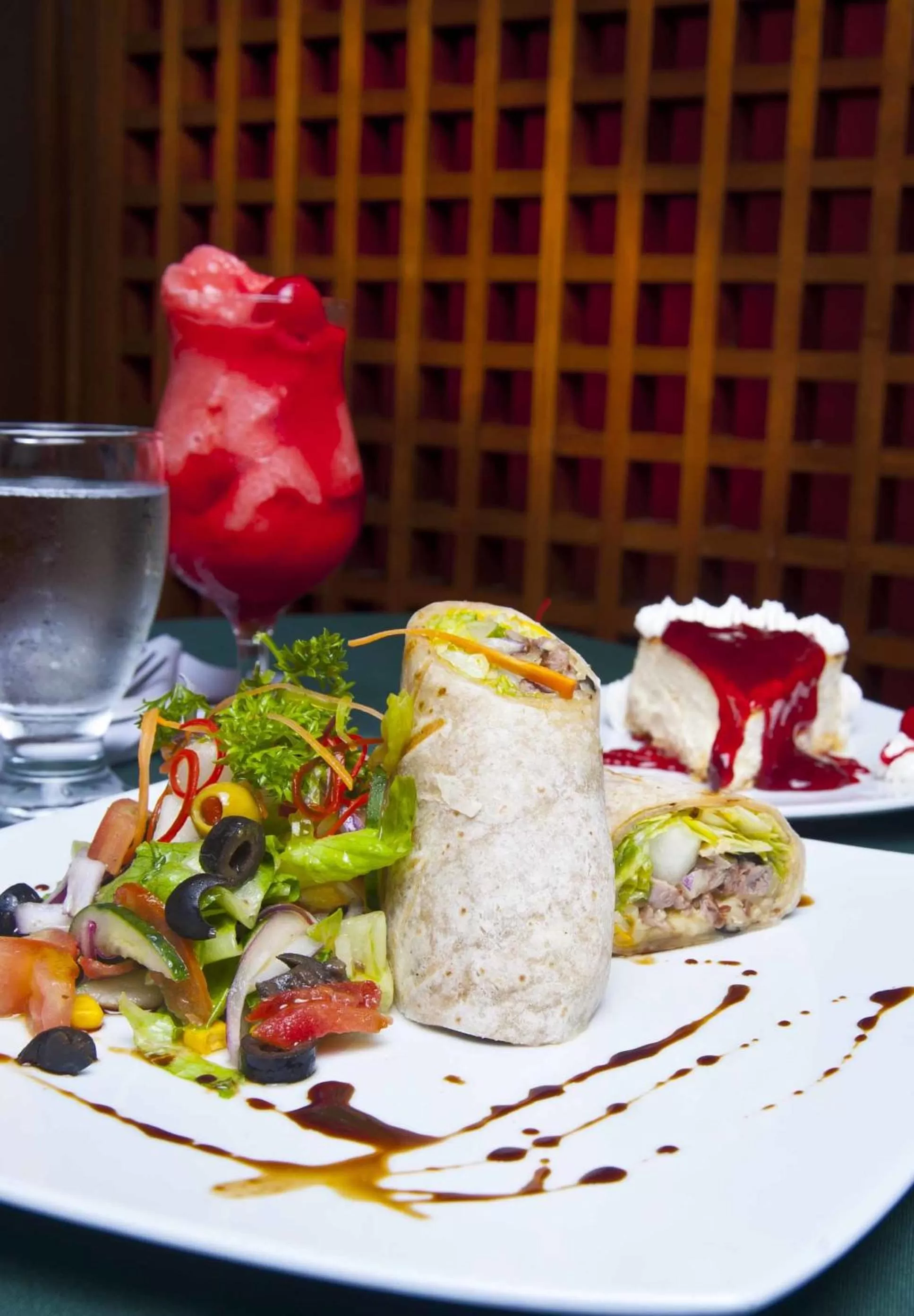 Meals in Radisson Colon 2,000 Hotel & Casino