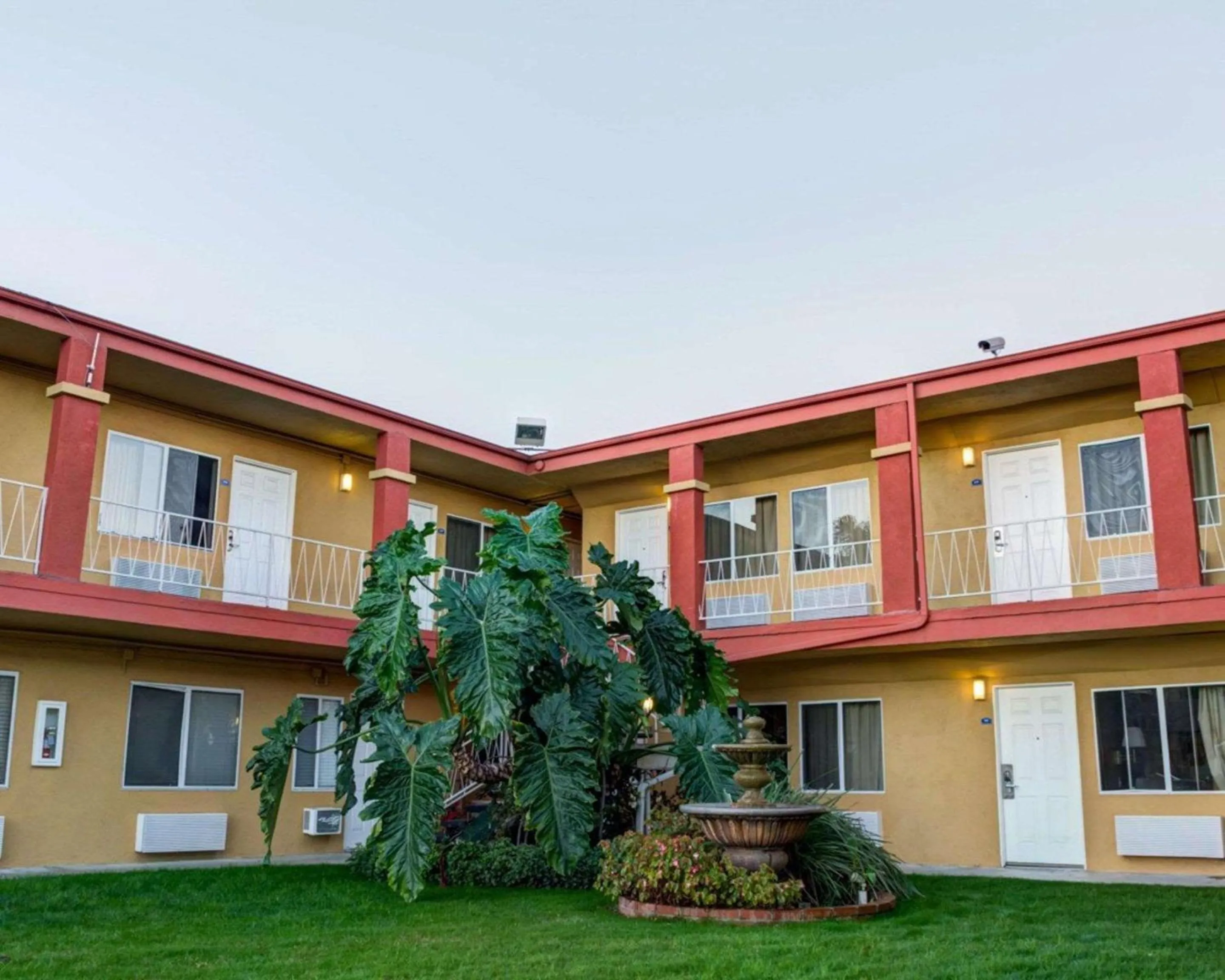 On site in Rodeway Inn near Venice Beach